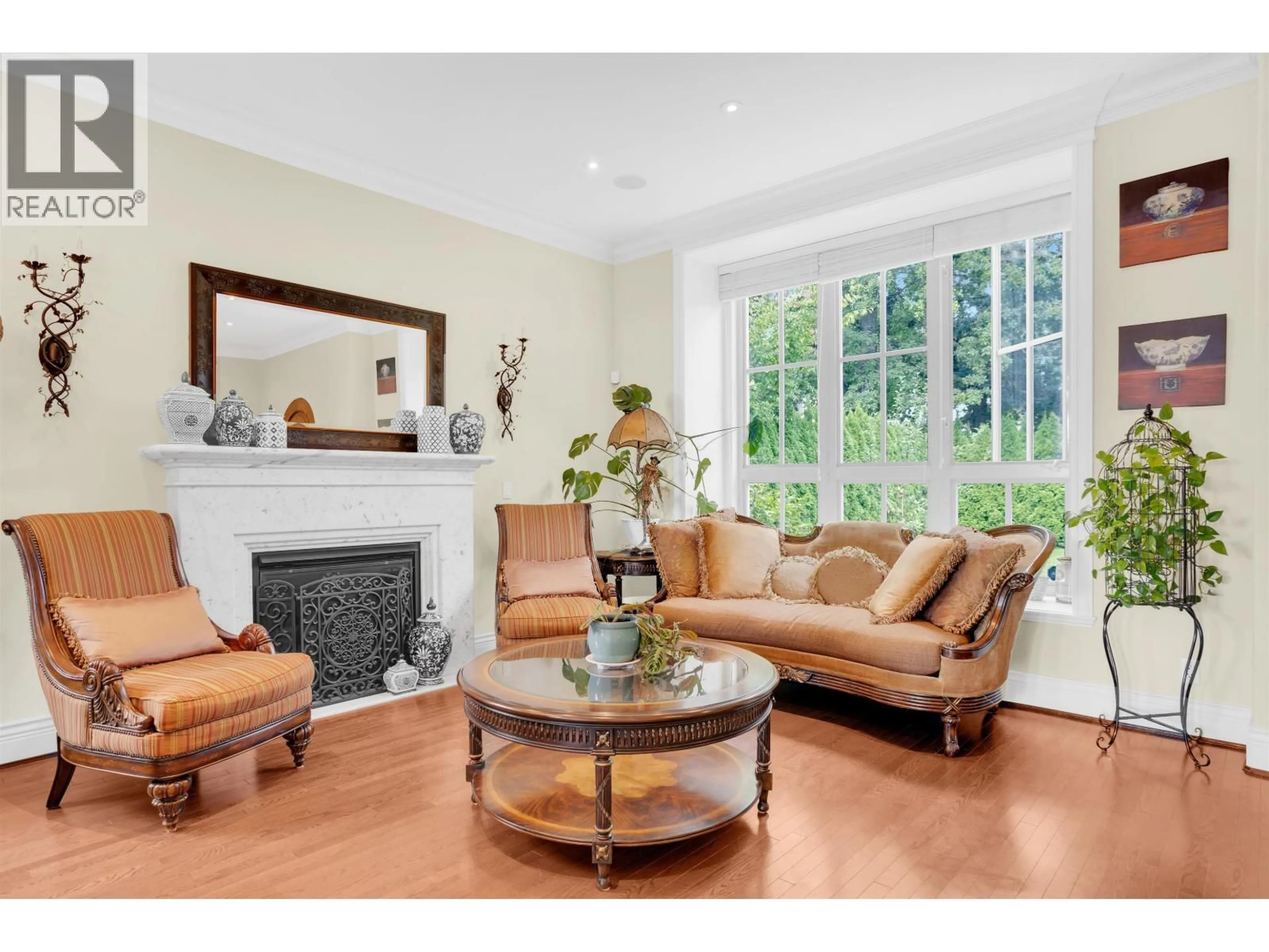 Living room with furniture, unknown for 4038 33RD AVENUE, Vancouver British Columbia V6N2J1