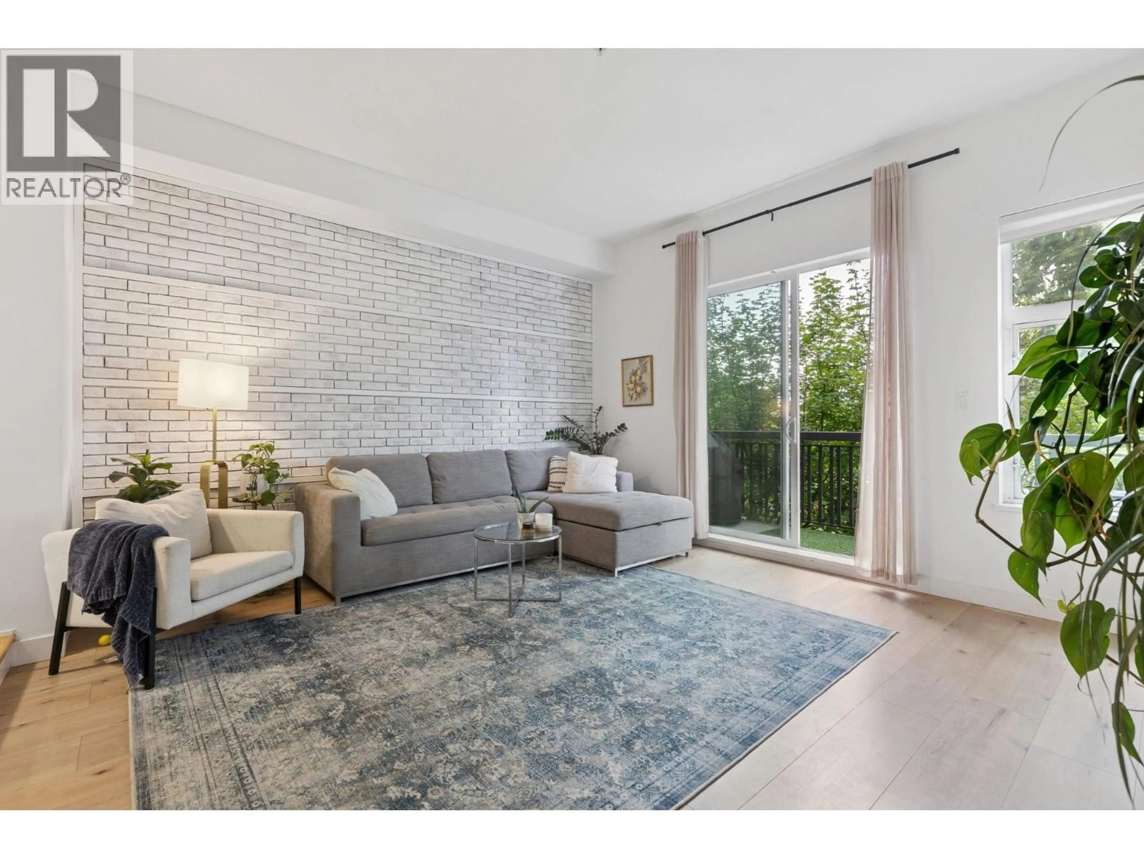 Living room with furniture, unknown for 772 ORWELL STREET, North Vancouver British Columbia V7J0A5