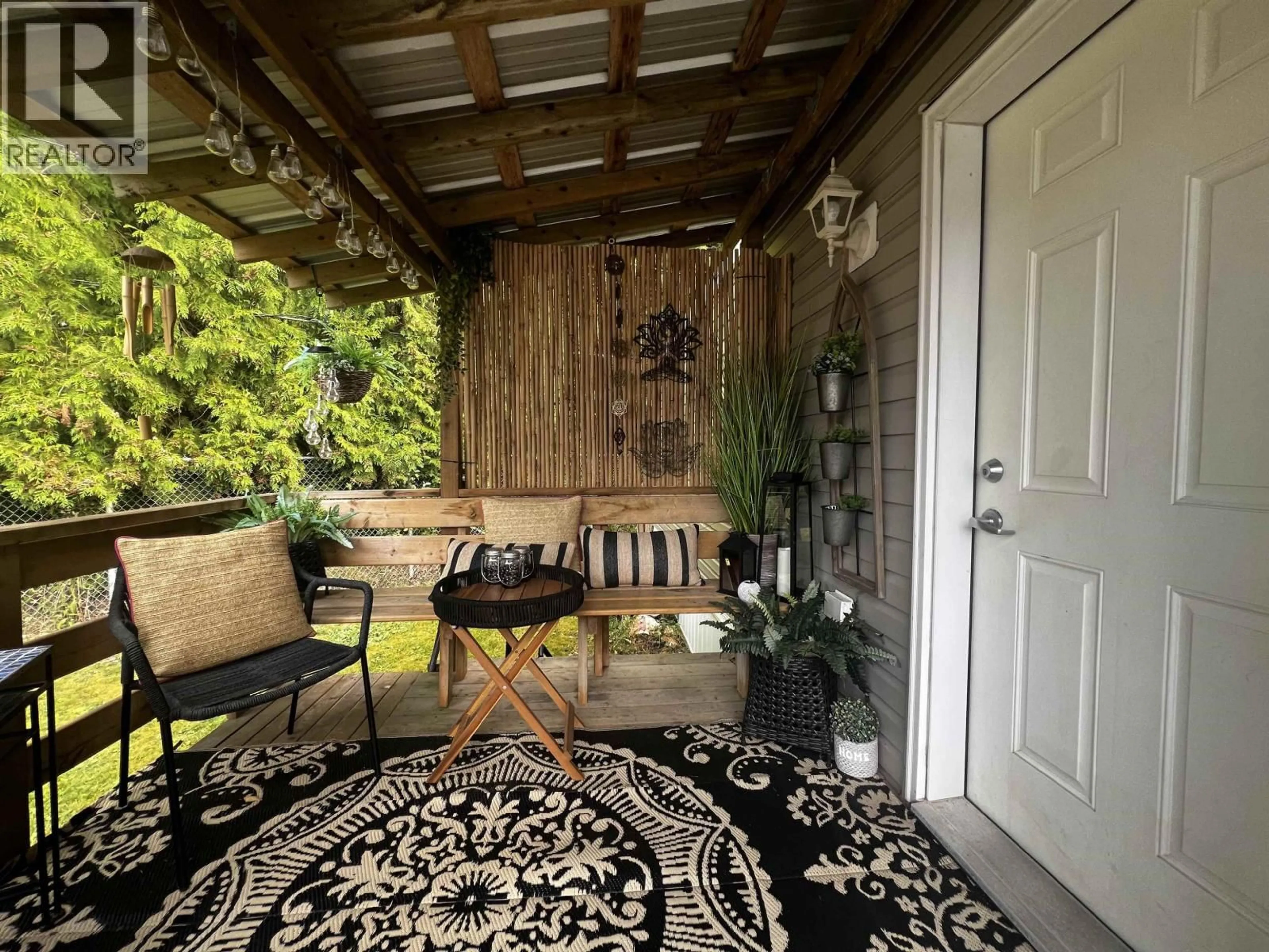 Indoor entryway for 43 - 4619 LOWRIE AVENUE, Terrace British Columbia V8G5J5