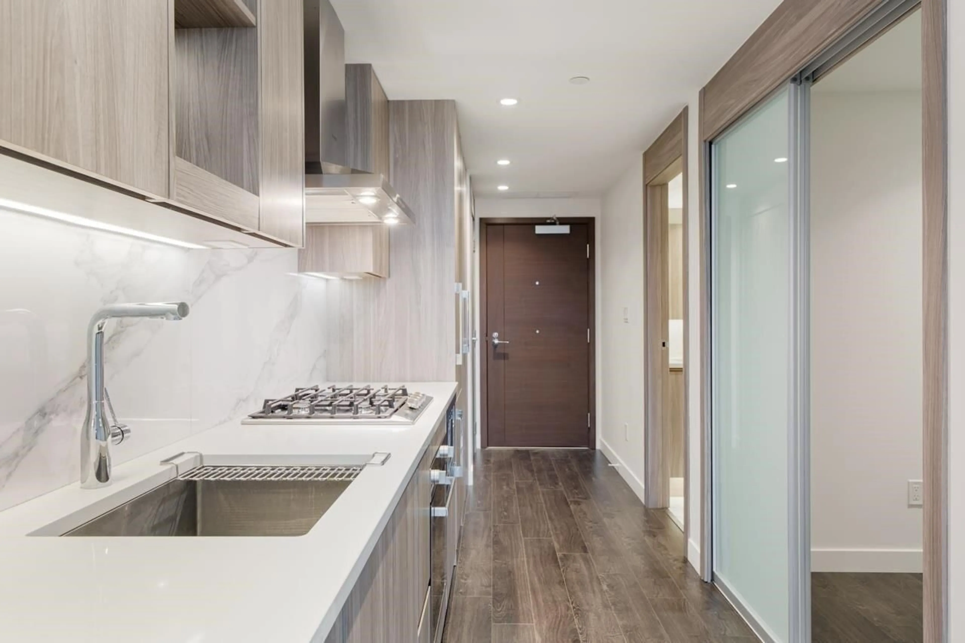 Unknown for 2609 - 9887 WHALLEY, Surrey British Columbia V3T0P4