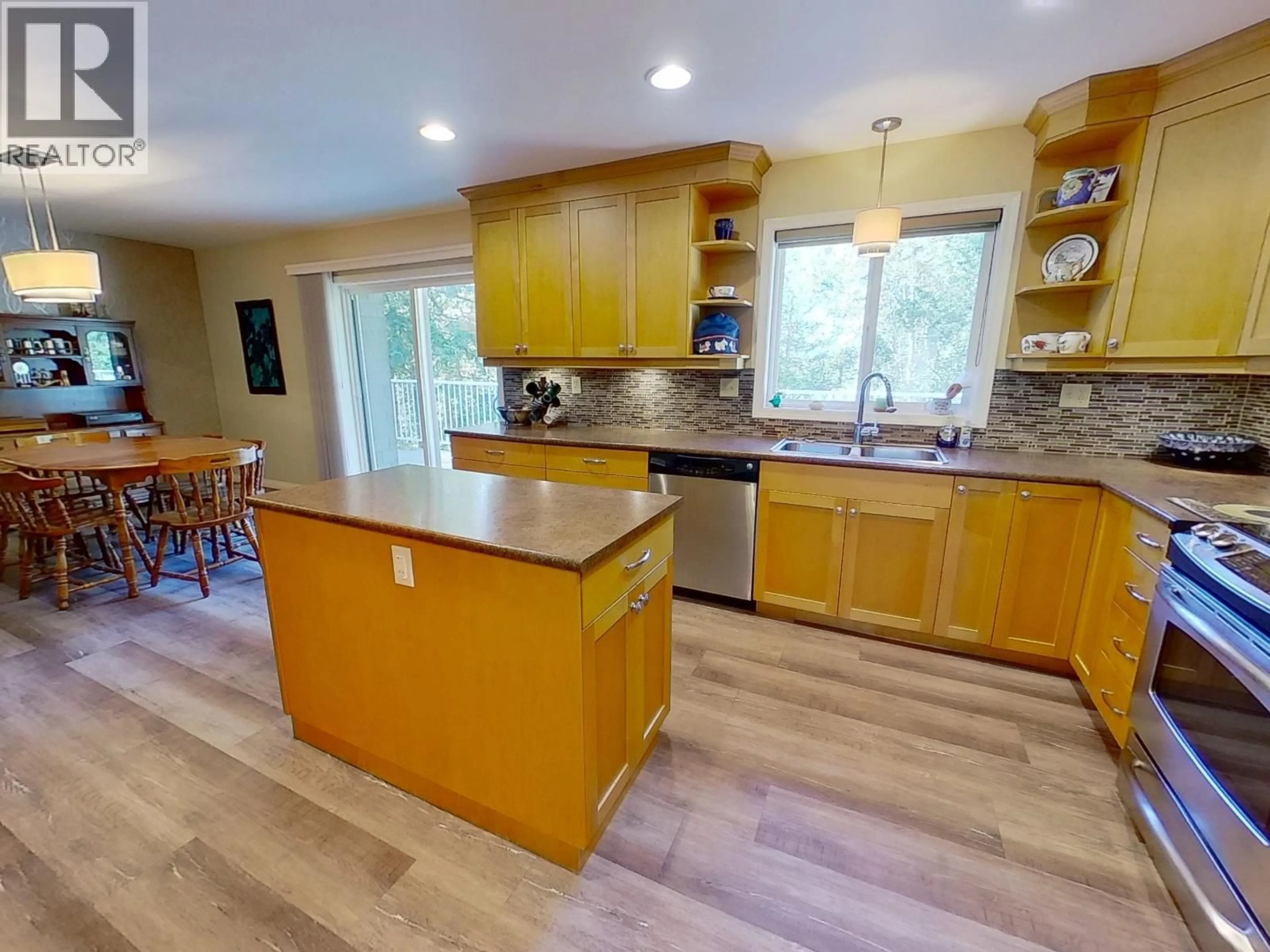 Open concept kitchen, unknown for 143 GROSZ S ROAD, Quesnel British Columbia V2J4H1