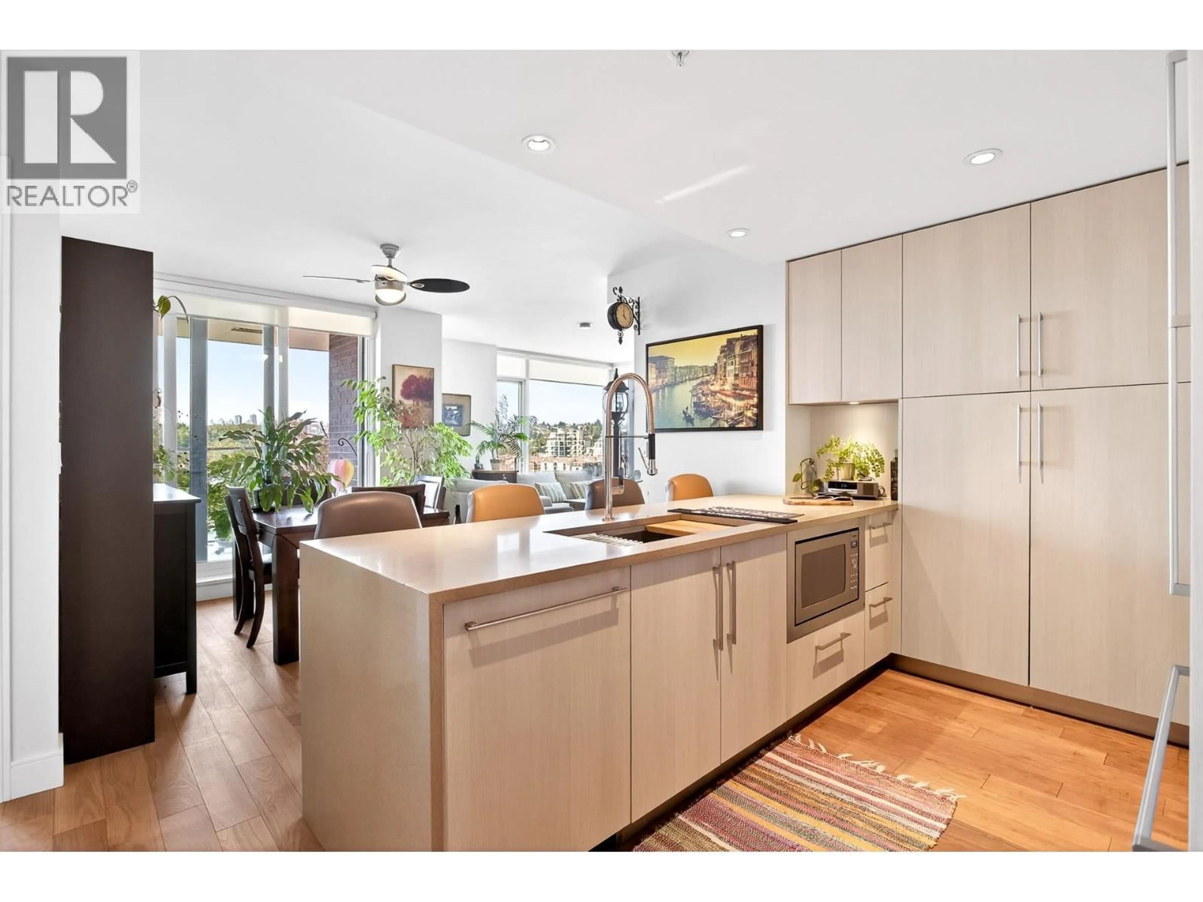 Open concept kitchen, unknown for 903 - 210 SALTER STREET, New Westminster British Columbia V3M0J9