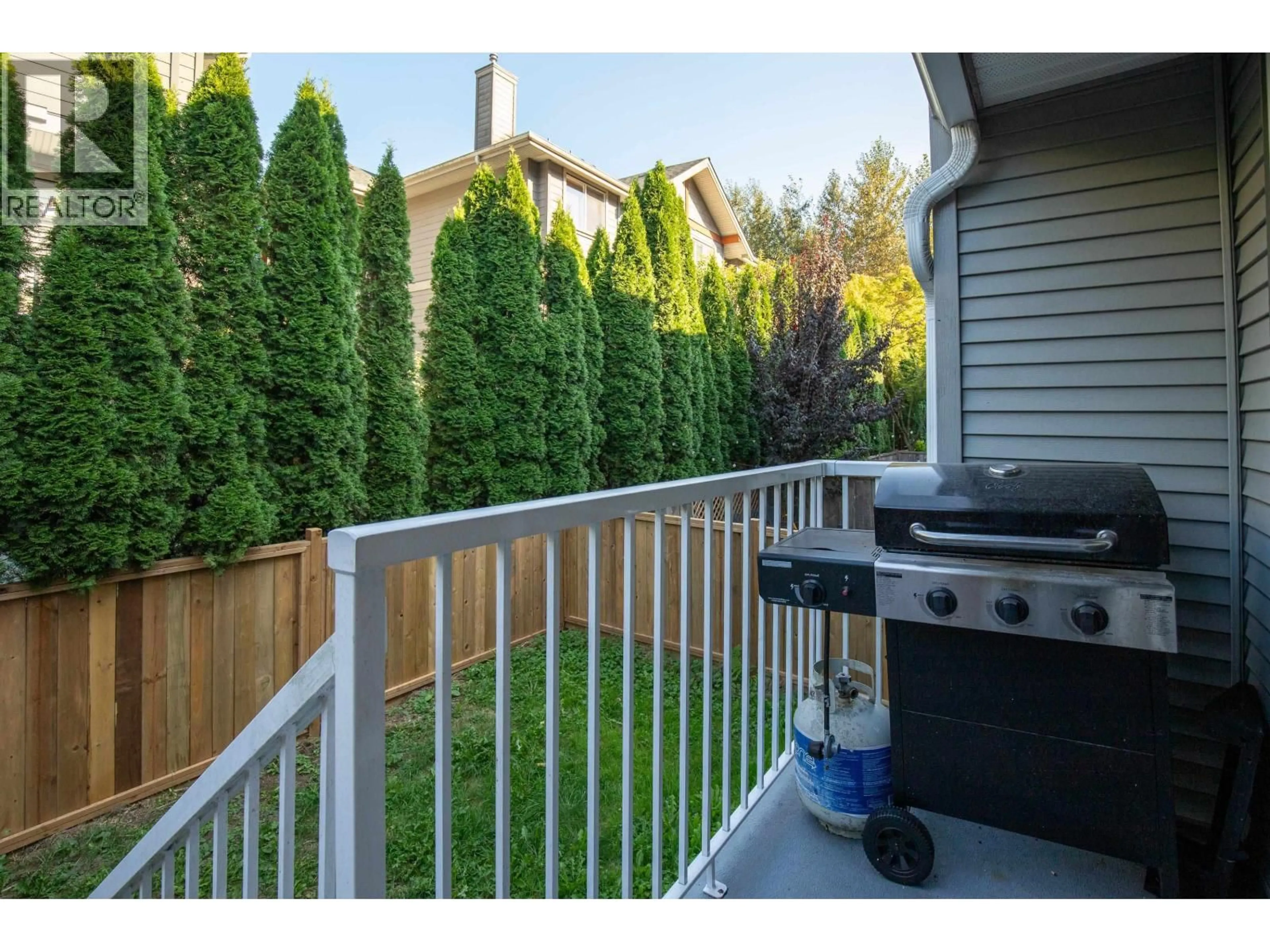Patio, mountain view for 14 - 39754 GOVERNMENT ROAD, Squamish British Columbia V8B0G3