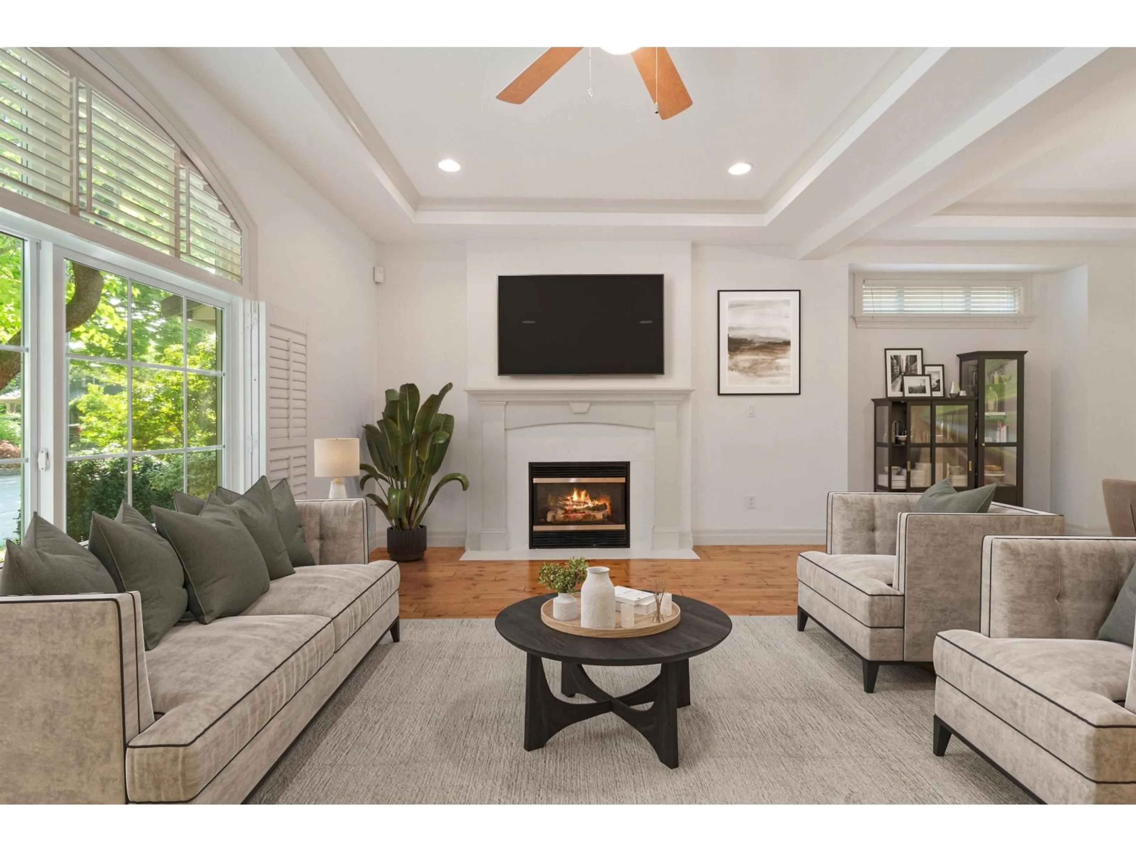 Living room with furniture, unknown for 5949 OFFICERS ROW, Chilliwack British Columbia V2R0A1