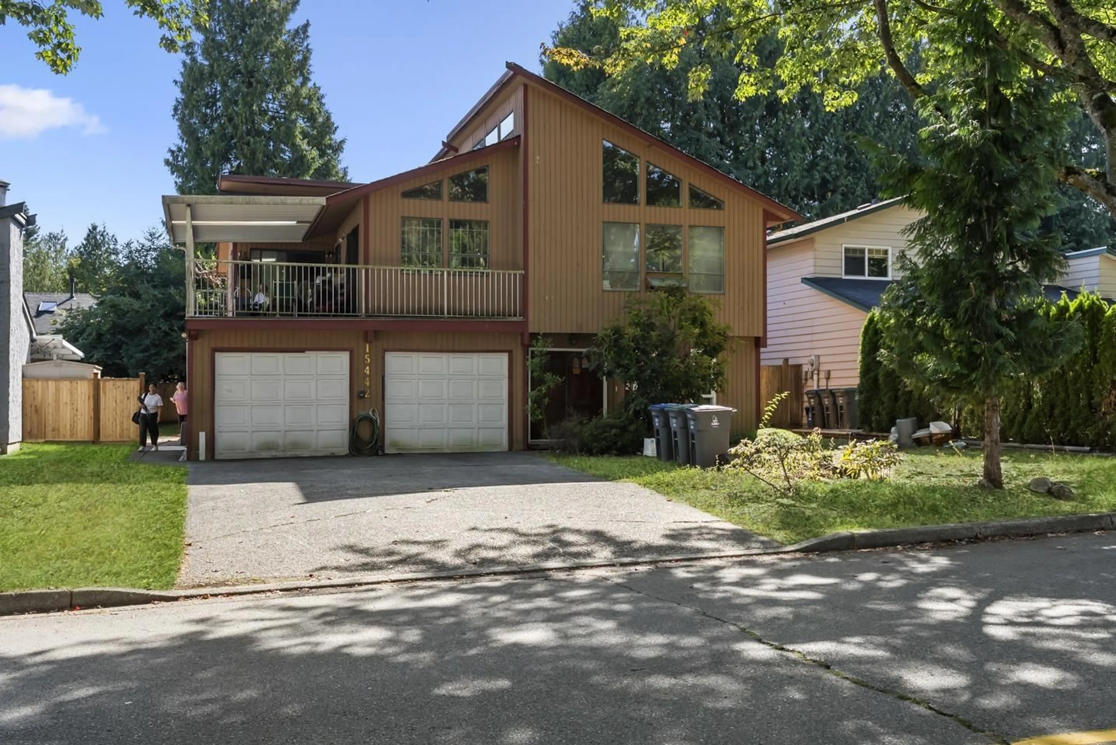 Home with vinyl exterior material, street for 15442 98, Surrey British Columbia V3R7G4