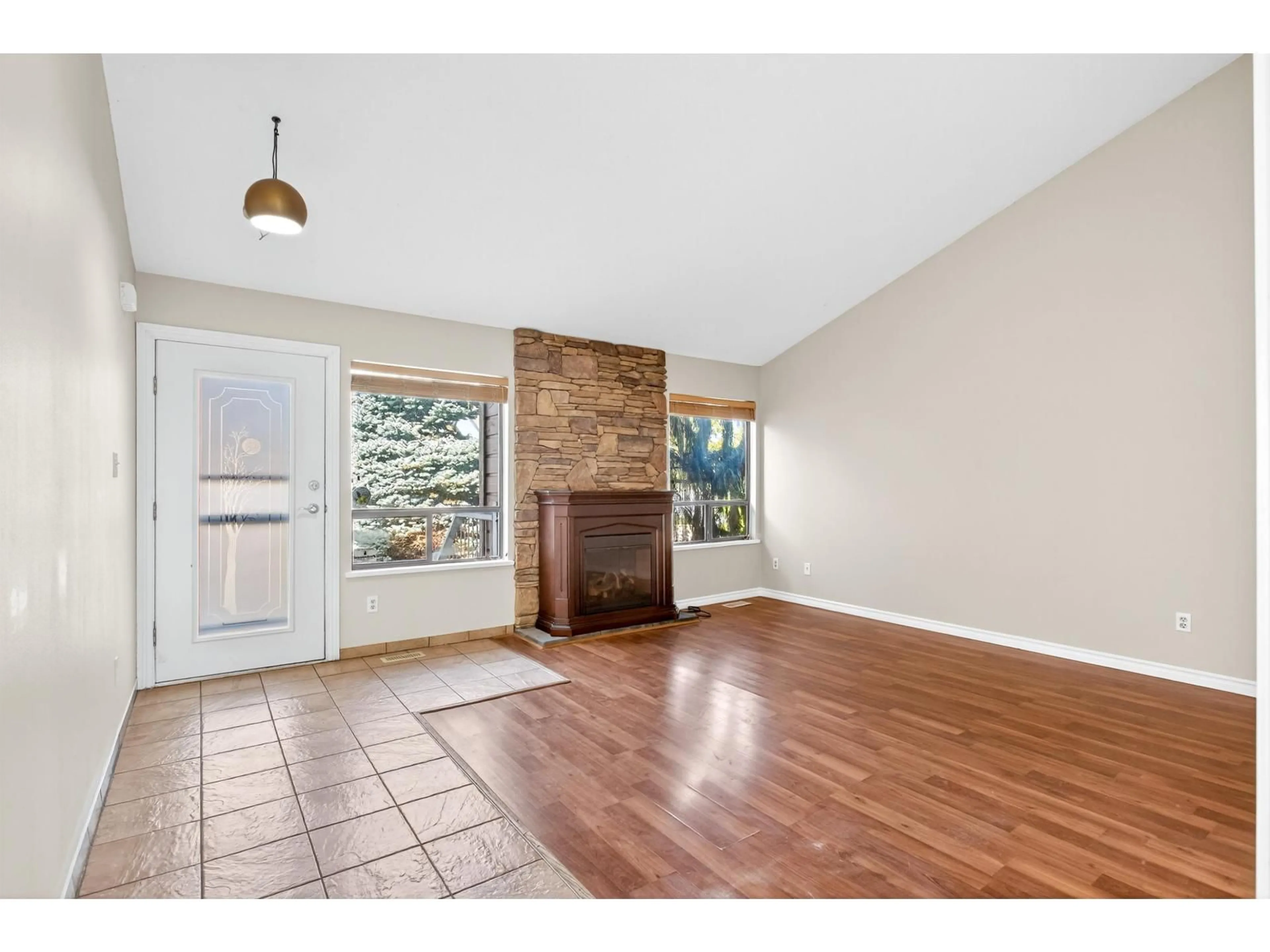 Unknown for 19740 68, Langley British Columbia V2Y1H6