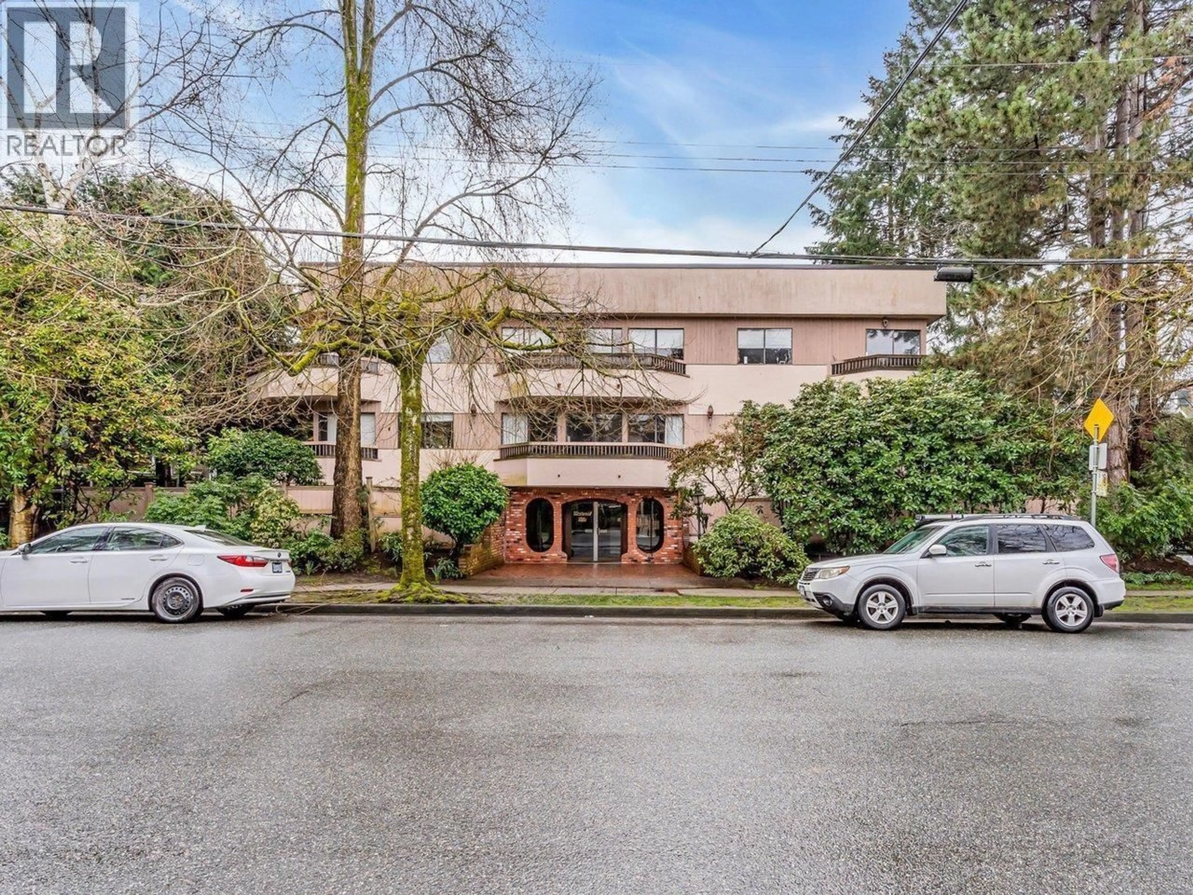 Unknown for 103 - 2190 8TH AVENUE, Vancouver British Columbia V6K2A4