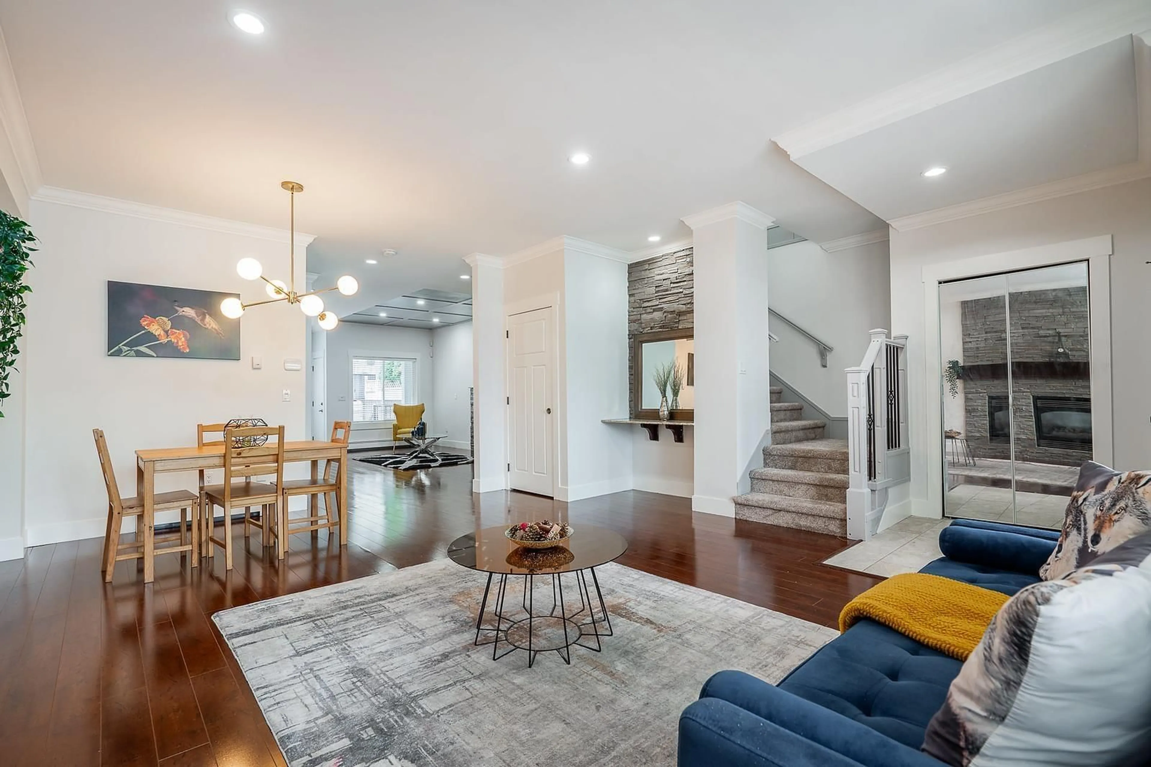 Living room with furniture, unknown for 6222 148, Surrey British Columbia V3S8E8