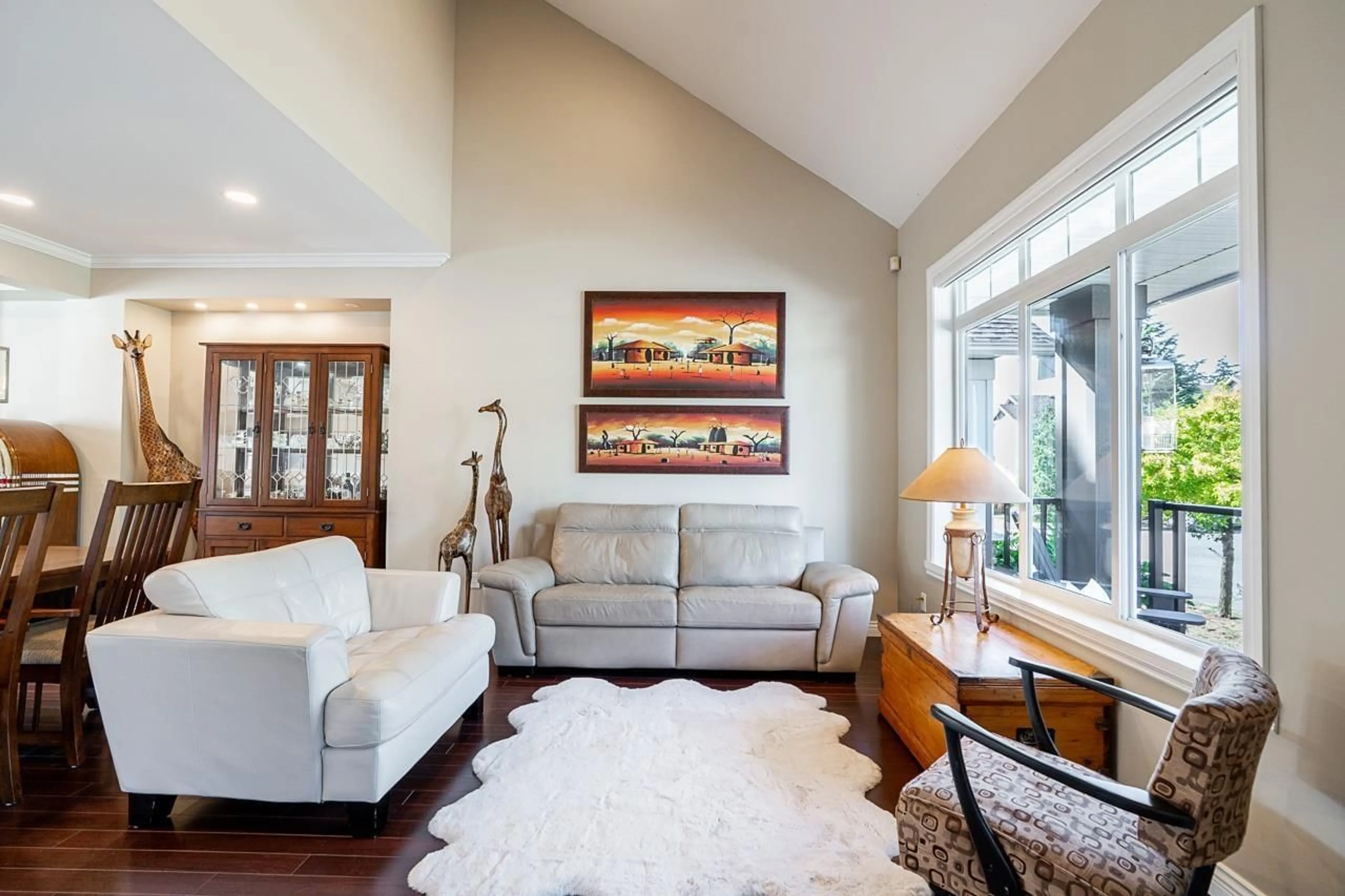 Living room with furniture, unknown for 16448 59A, Surrey British Columbia V3S6M6