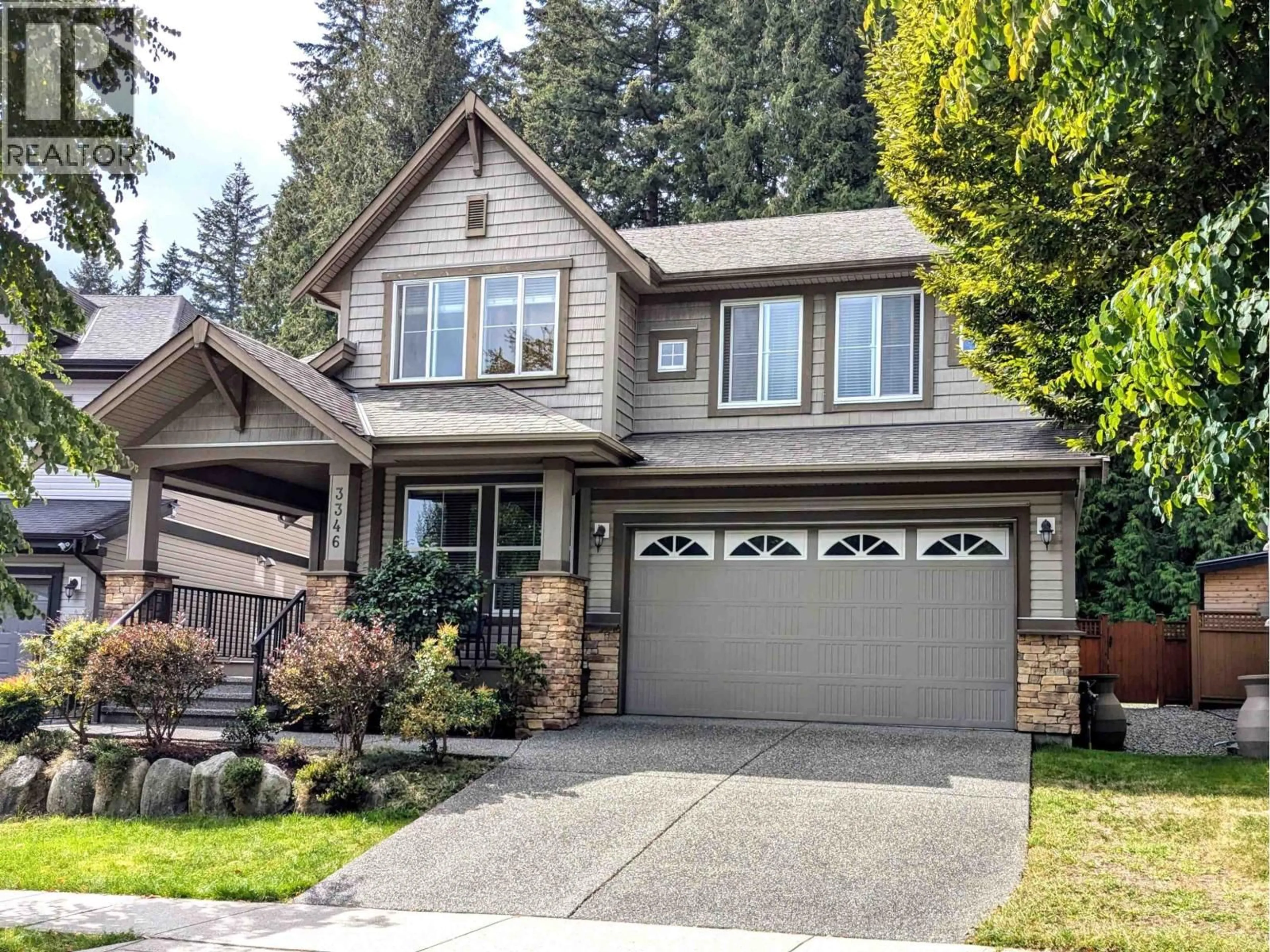 Home with vinyl exterior material, street for 3346 DEVONSHIRE AVENUE, Coquitlam British Columbia V3E0A9