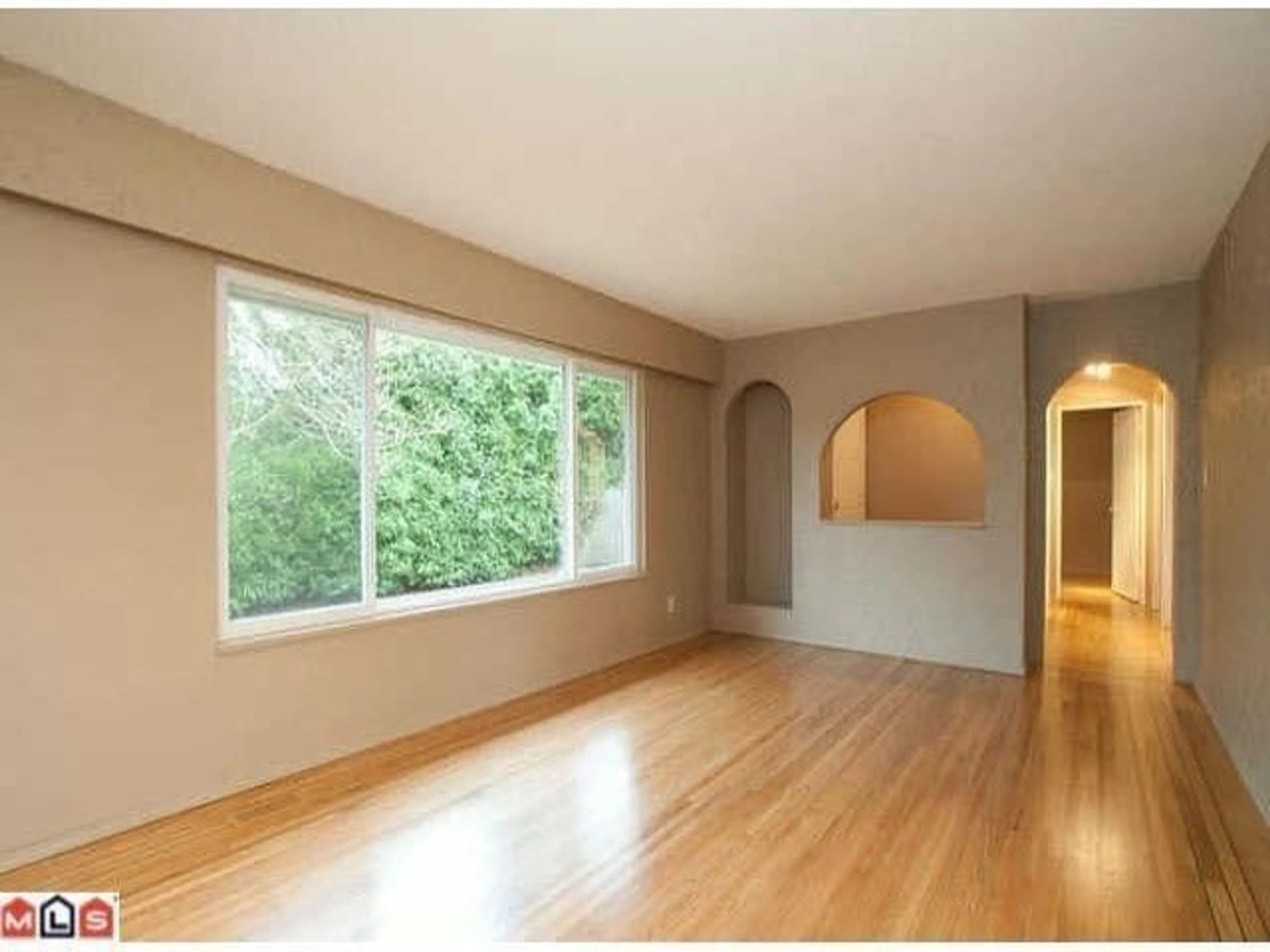 A pic of a room for 1955 158A, Surrey British Columbia V4A8G9