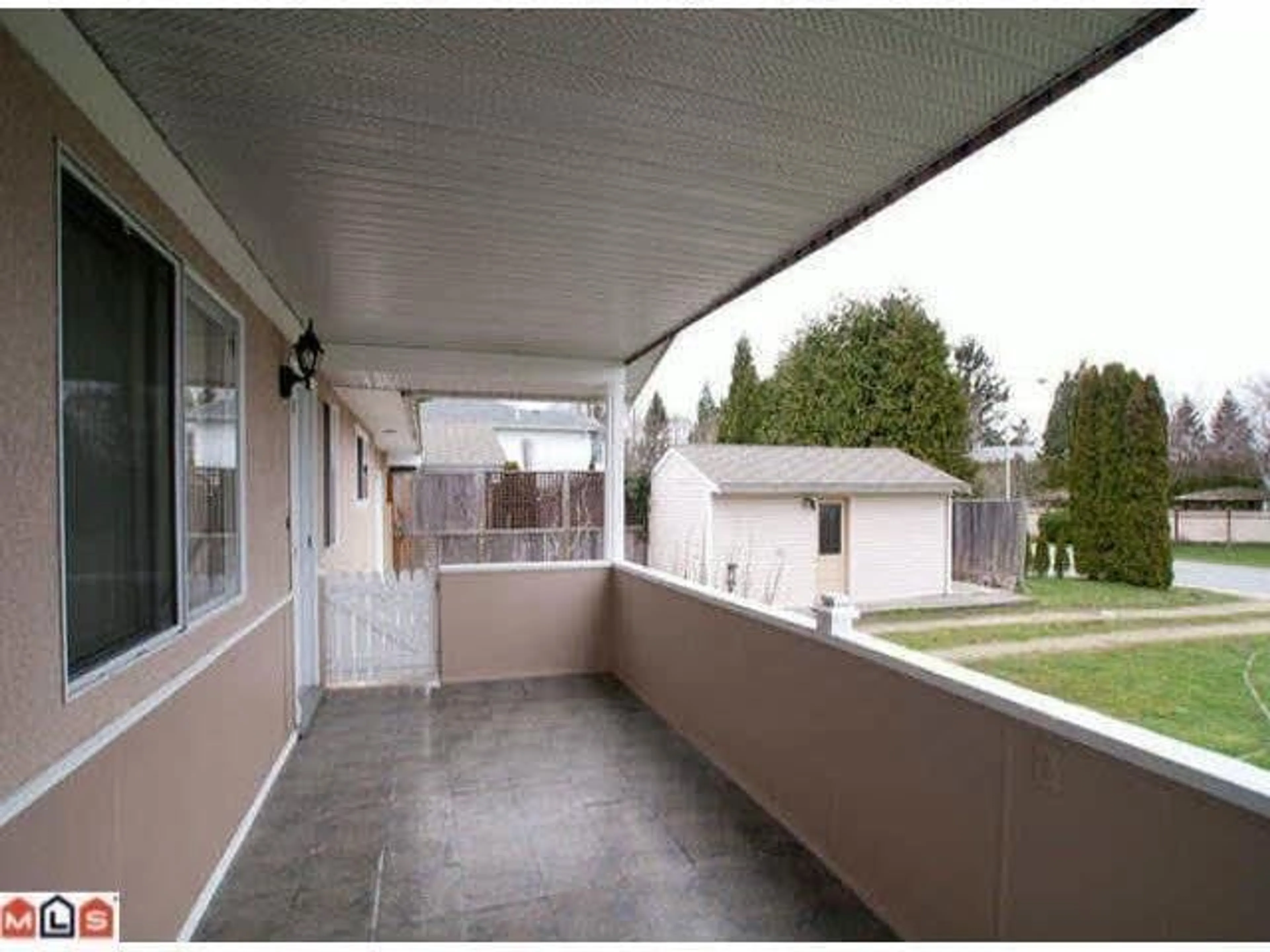 Patio, street for 1955 158A, Surrey British Columbia V4A8G9
