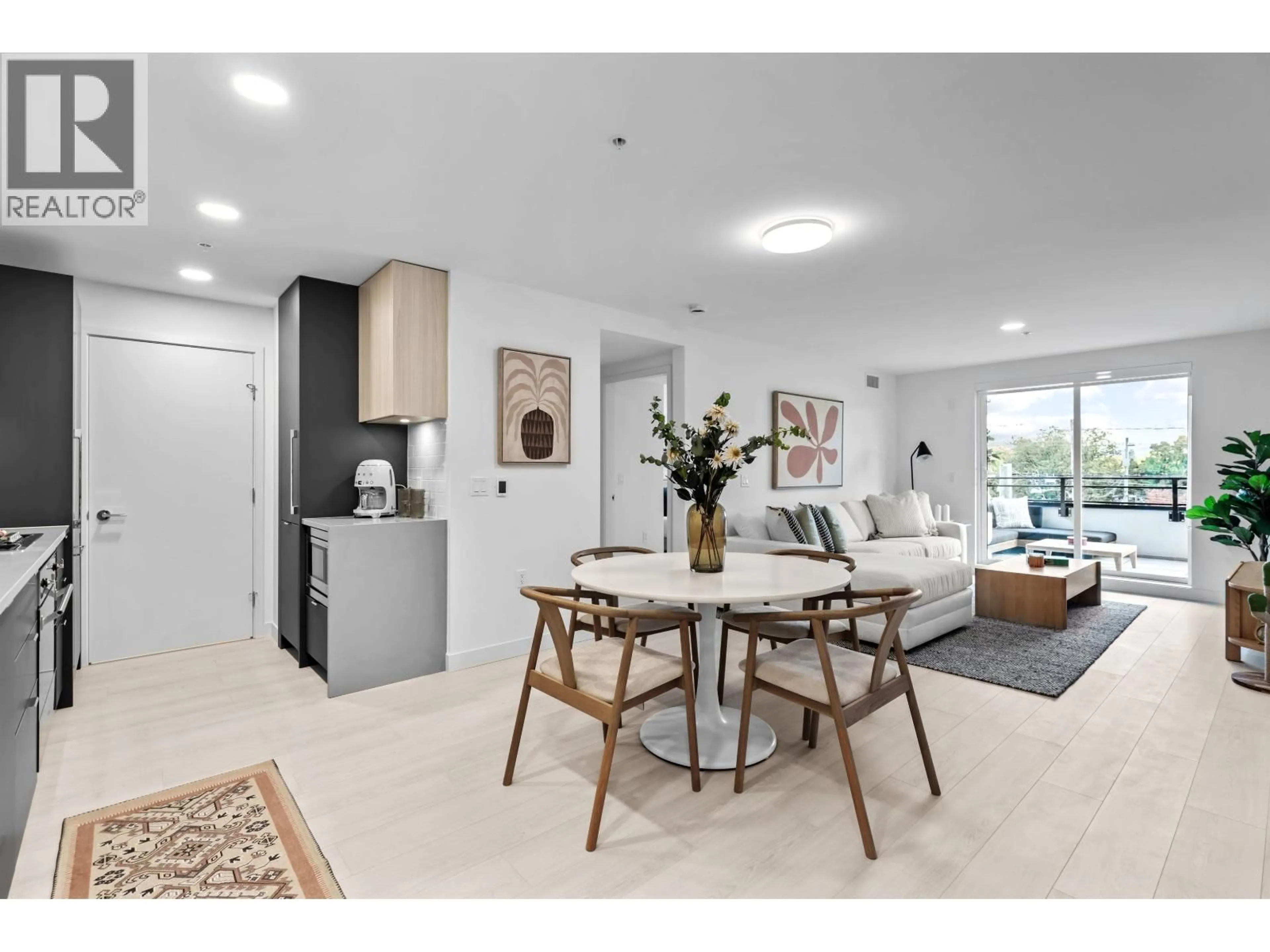 Unknown for 203 - 2419 GRANT STREET, Vancouver British Columbia V0V0V0