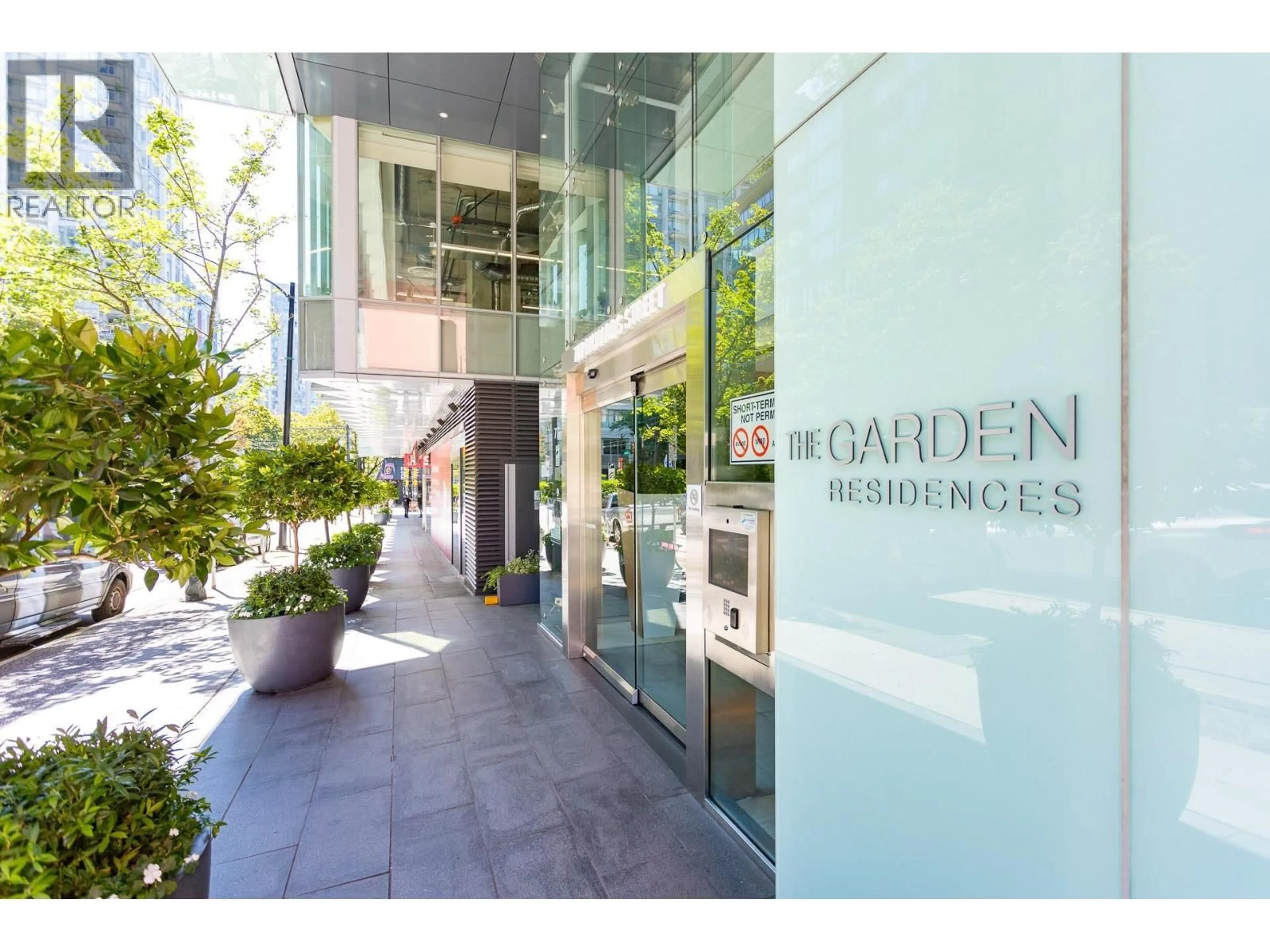 Indoor foyer for 3609 - 777 RICHARDS STREET, Vancouver British Columbia V6B0M6