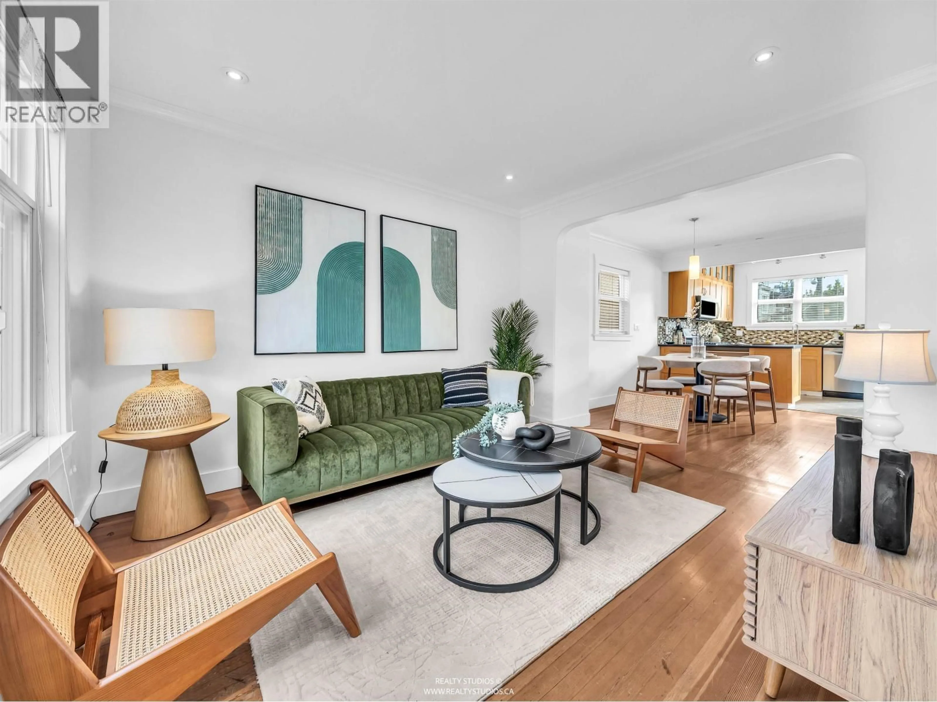 Living room with furniture, unknown for 4140 ONTARIO STREET, Vancouver British Columbia V5V3G6
