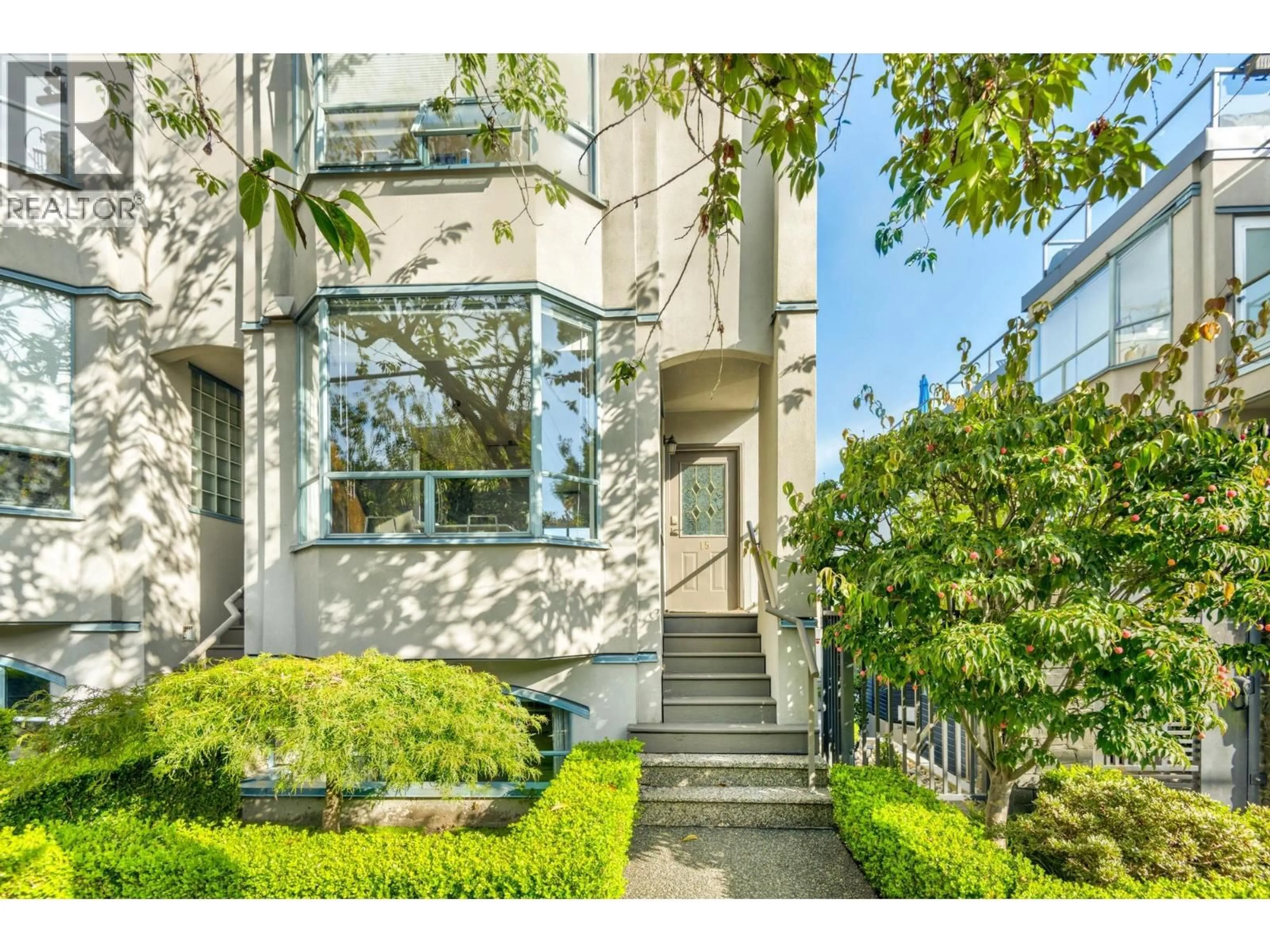 Unknown for 15 - 939 7TH AVENUE, Vancouver British Columbia V5Z1C4
