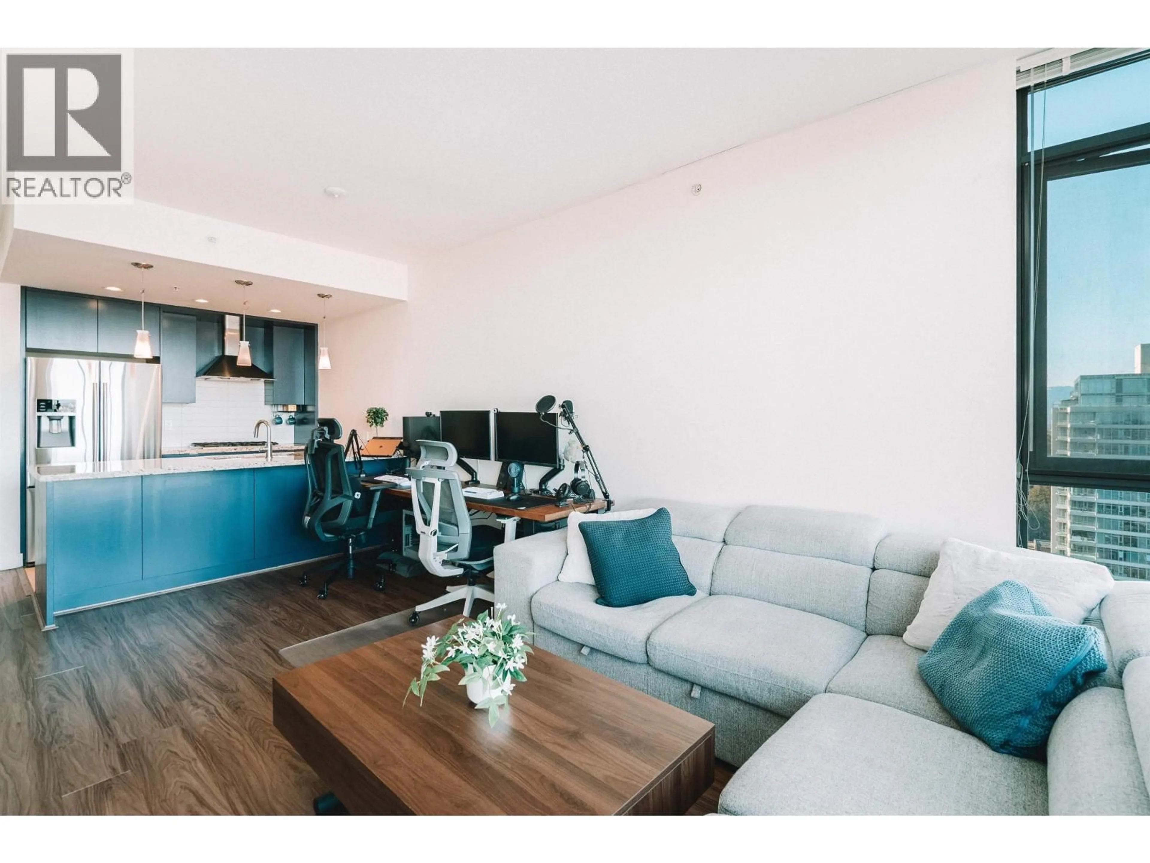 Living room with furniture, wood/laminate floor for 2905 - 7088 18TH AVENUE, Burnaby British Columbia V3N0A2