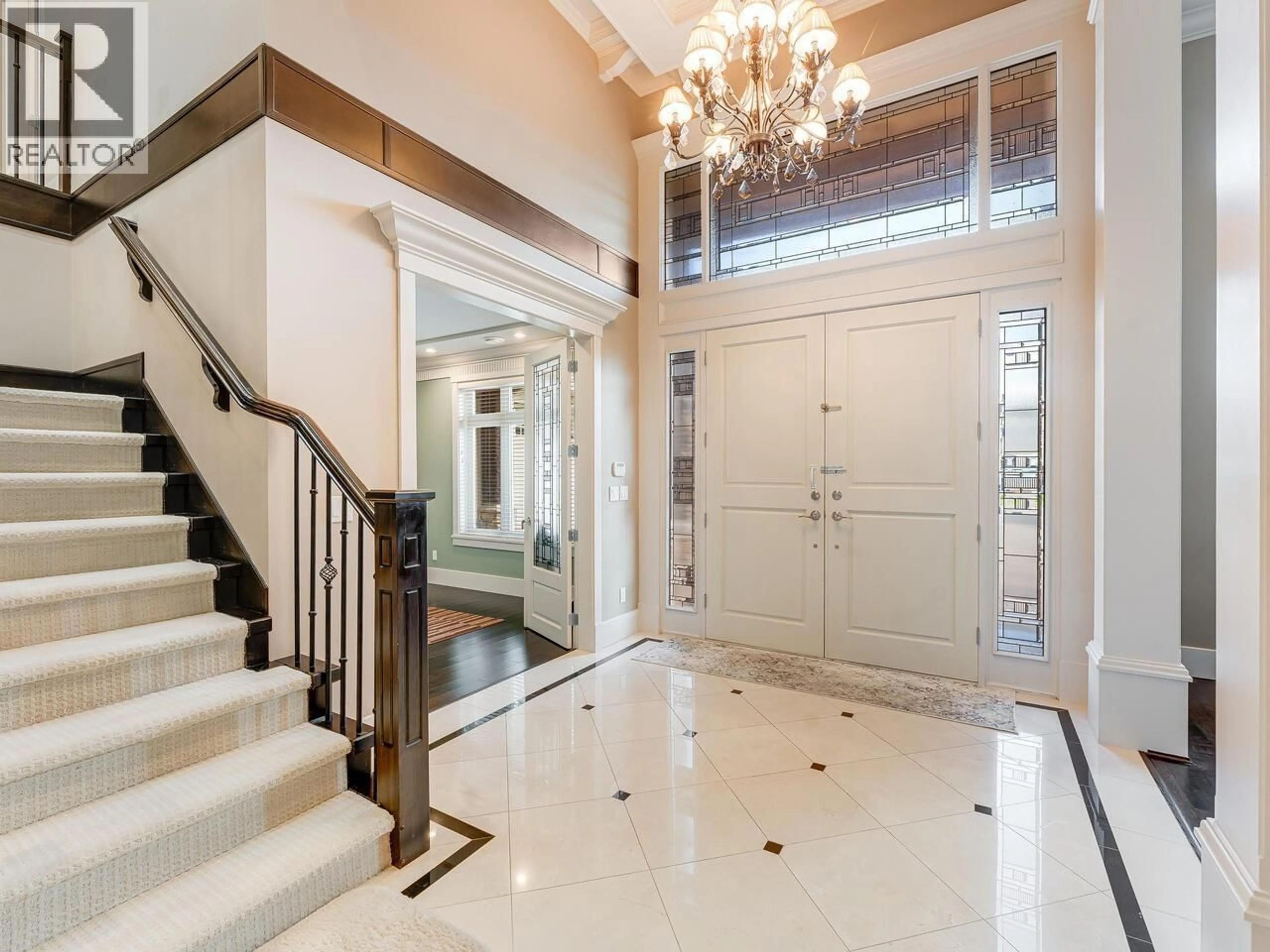 Indoor foyer for 3780 ROYALMORE AVENUE, Richmond British Columbia V7C1P6