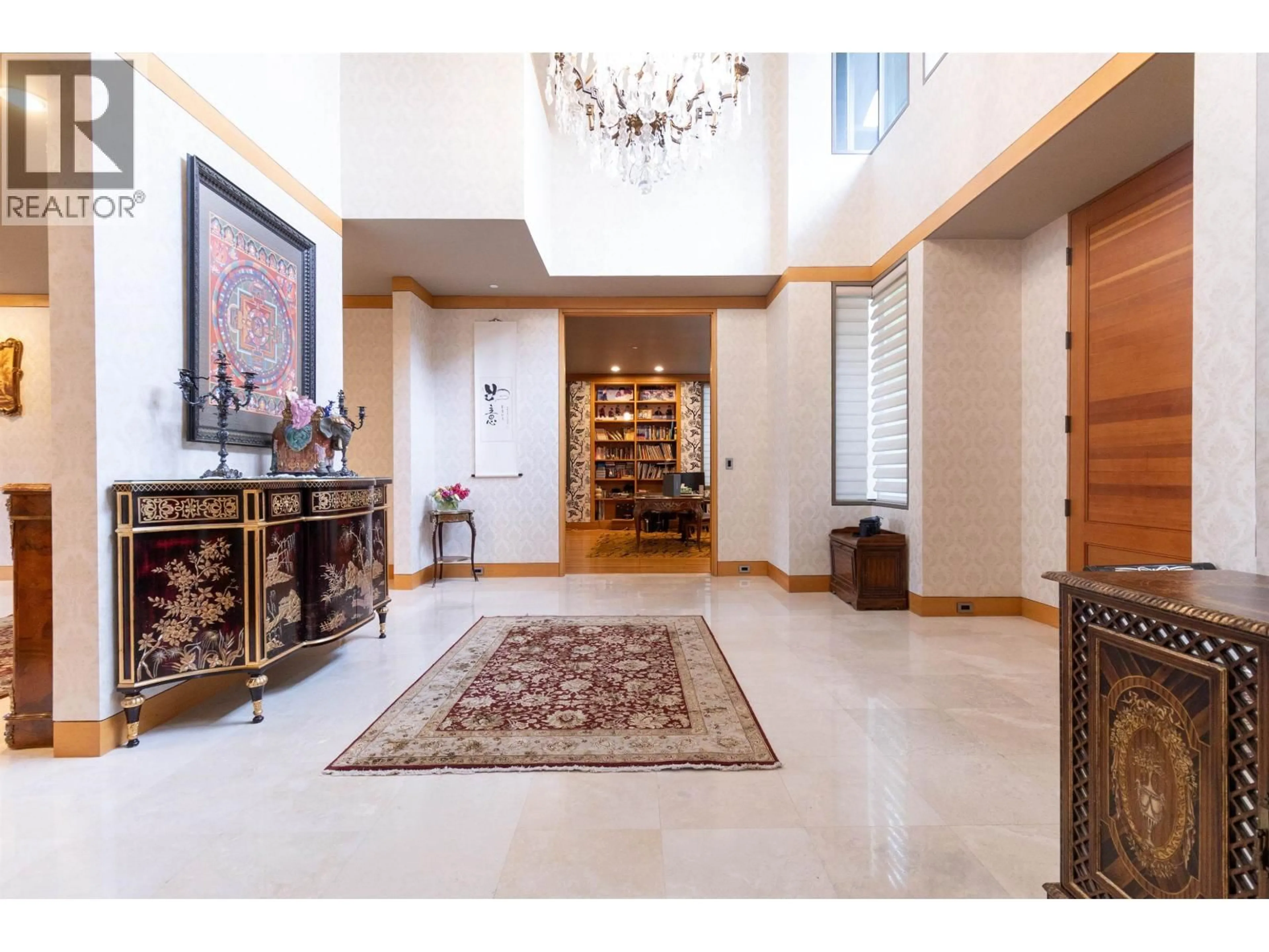 Indoor foyer for 1178 LAURIER AVENUE, Vancouver British Columbia V6H1Y5