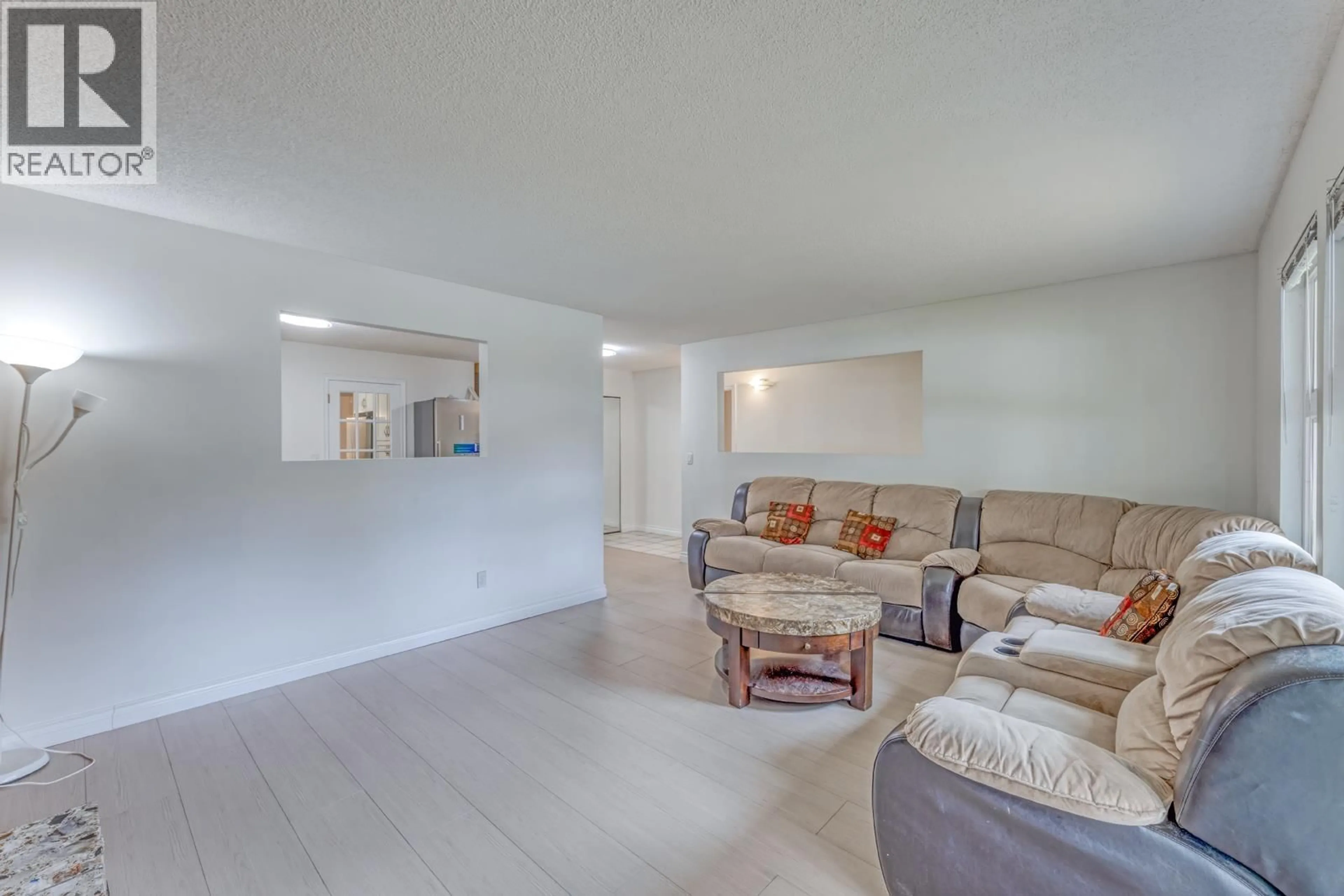 Living room with furniture, unknown for 1309 NESTOR STREET, Coquitlam British Columbia V3E1V5