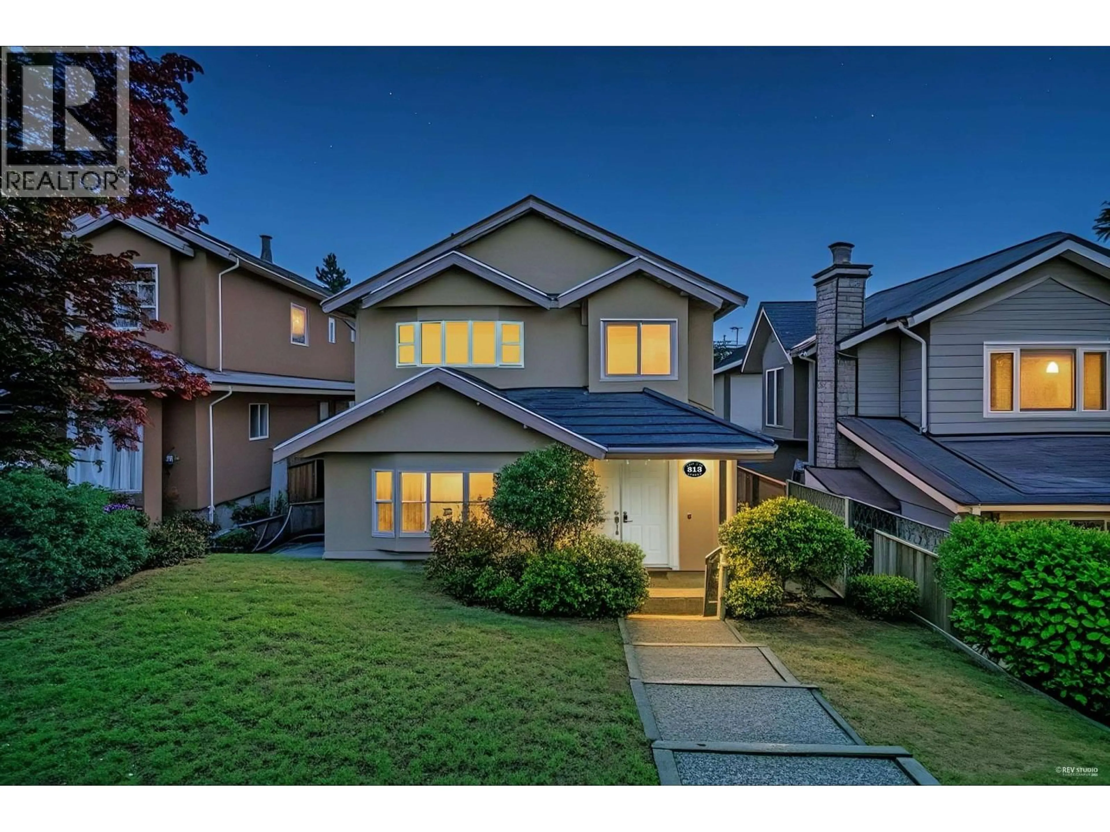 Unknown for 313 27 STREET, North Vancouver British Columbia V7N1B9