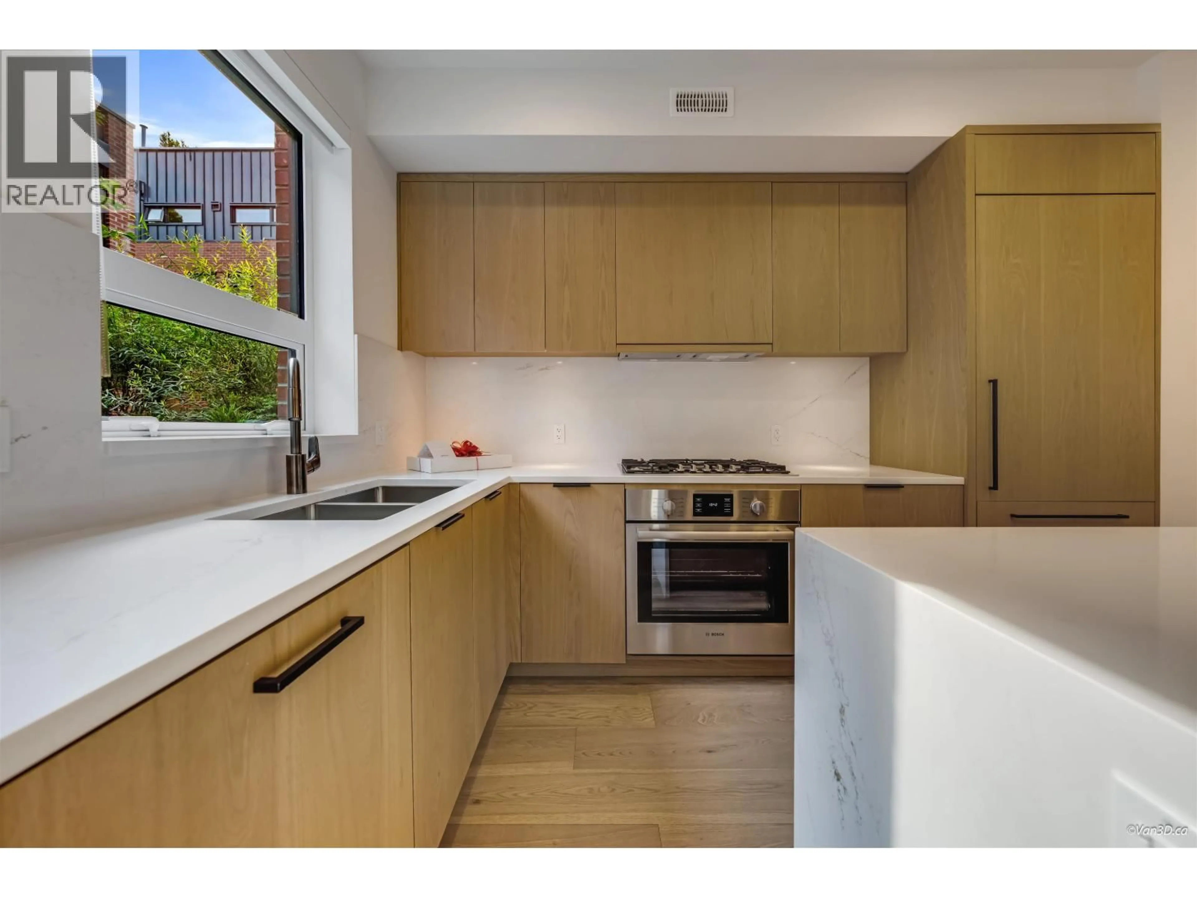 Standard kitchen, unknown for 123 - 5383 WILLOW STREET, Vancouver British Columbia V5Z0L4