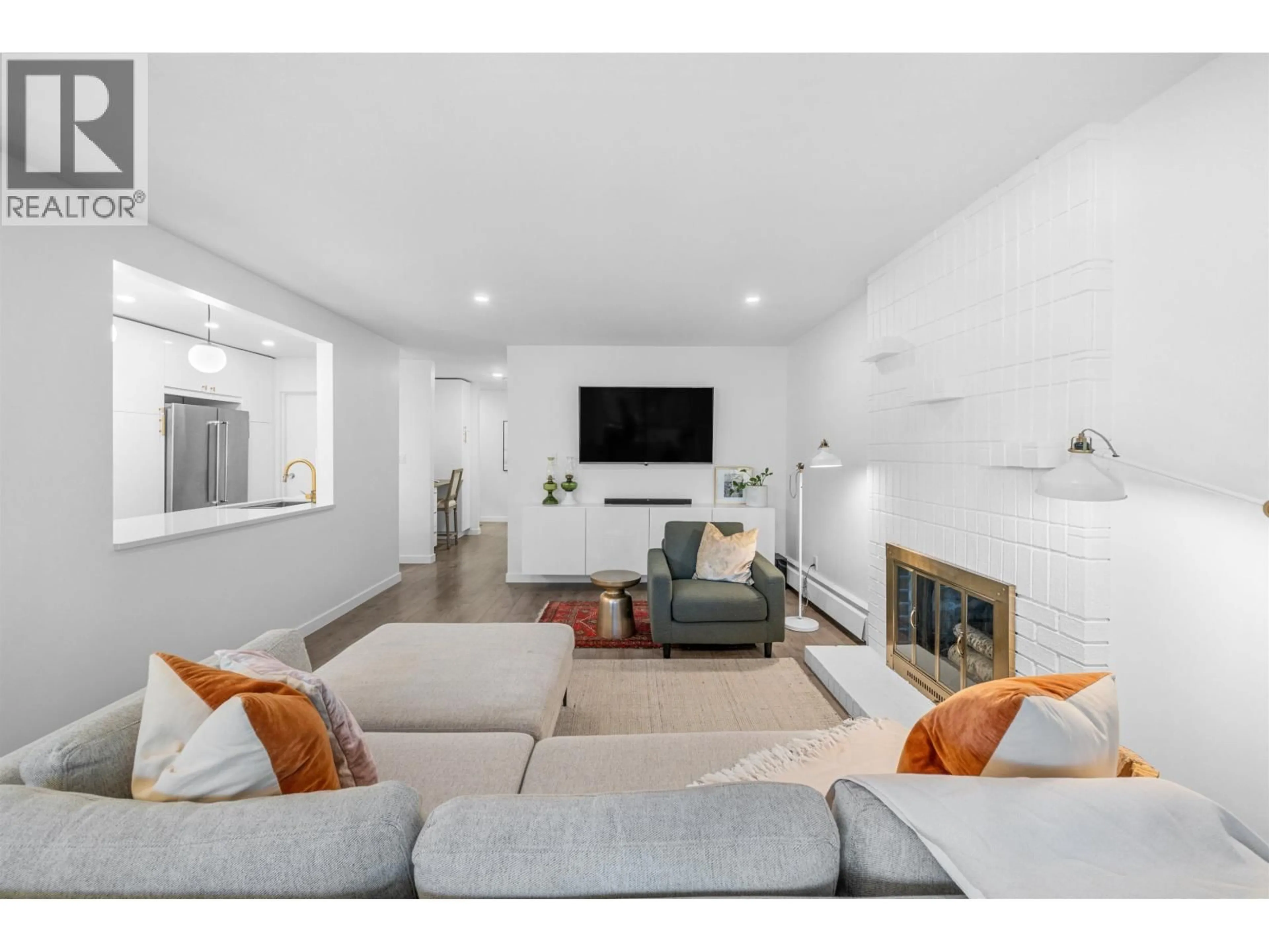 Living room with furniture, unknown for 302 - 1720 12TH AVENUE, Vancouver British Columbia V6J2E6