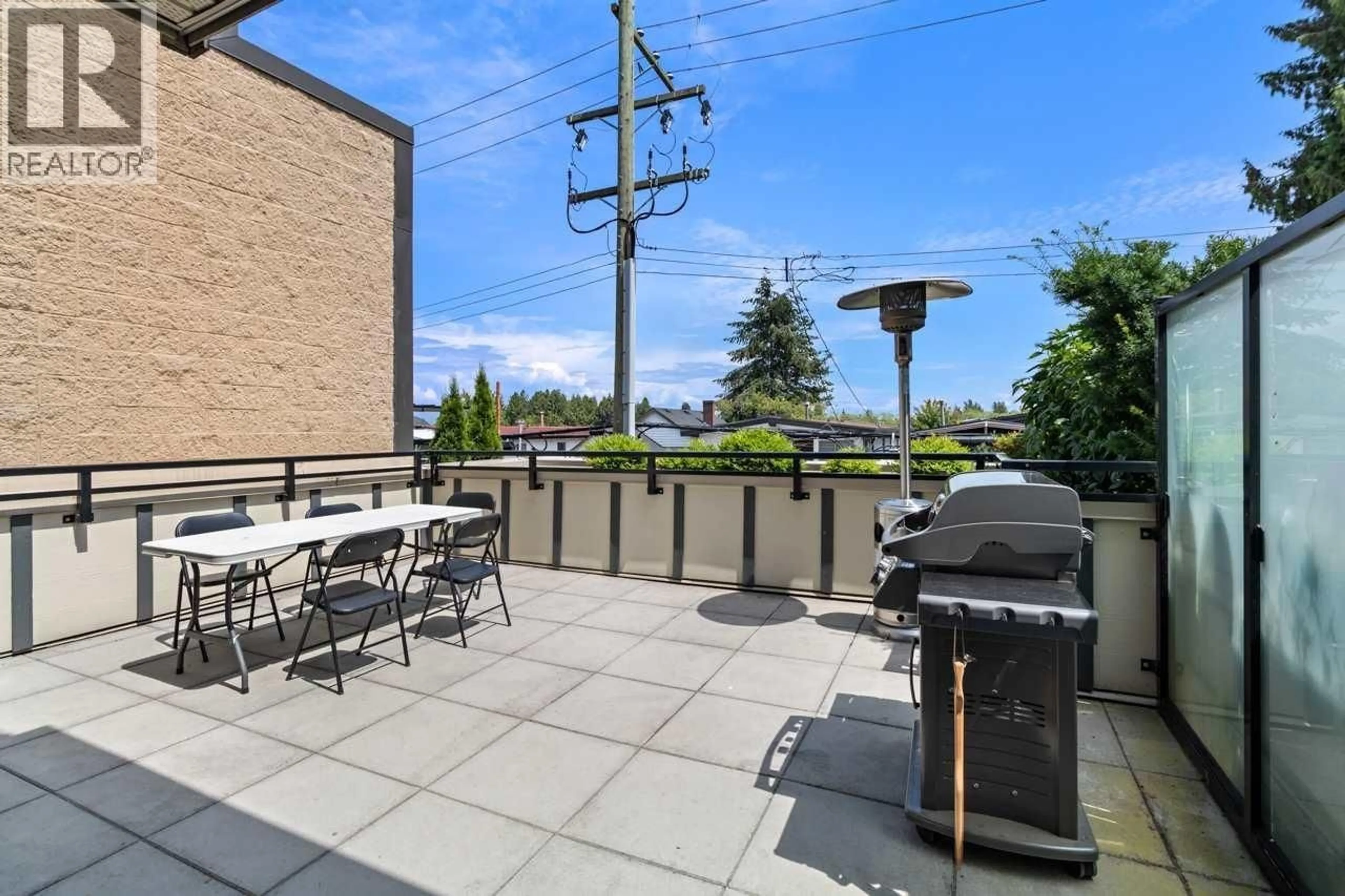 Patio, unknown for 206 - 707 43RD AVENUE, Vancouver British Columbia V5W0C1