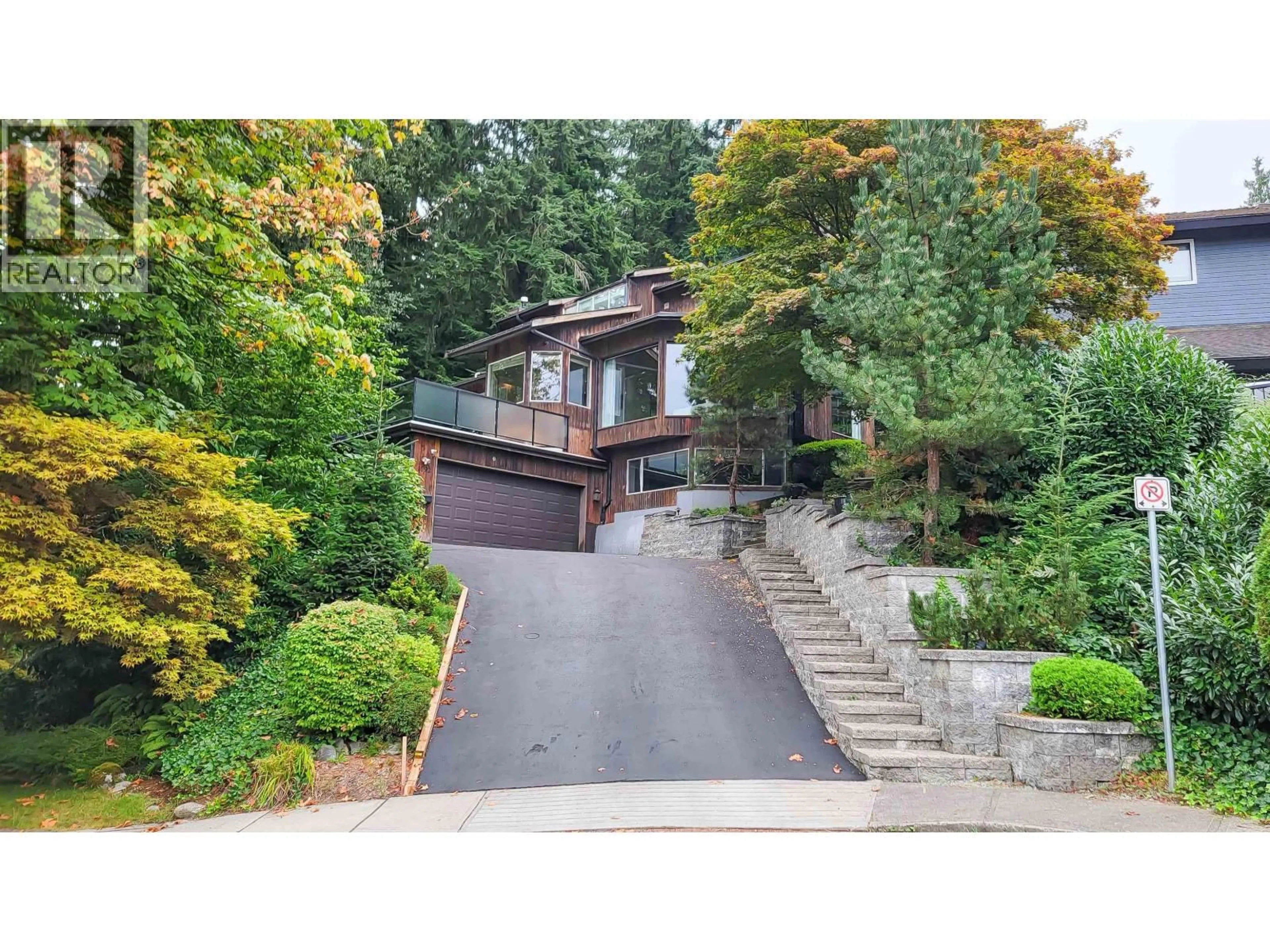 Unknown for 1092 CORONA CRESCENT, Coquitlam British Columbia V3J7J3