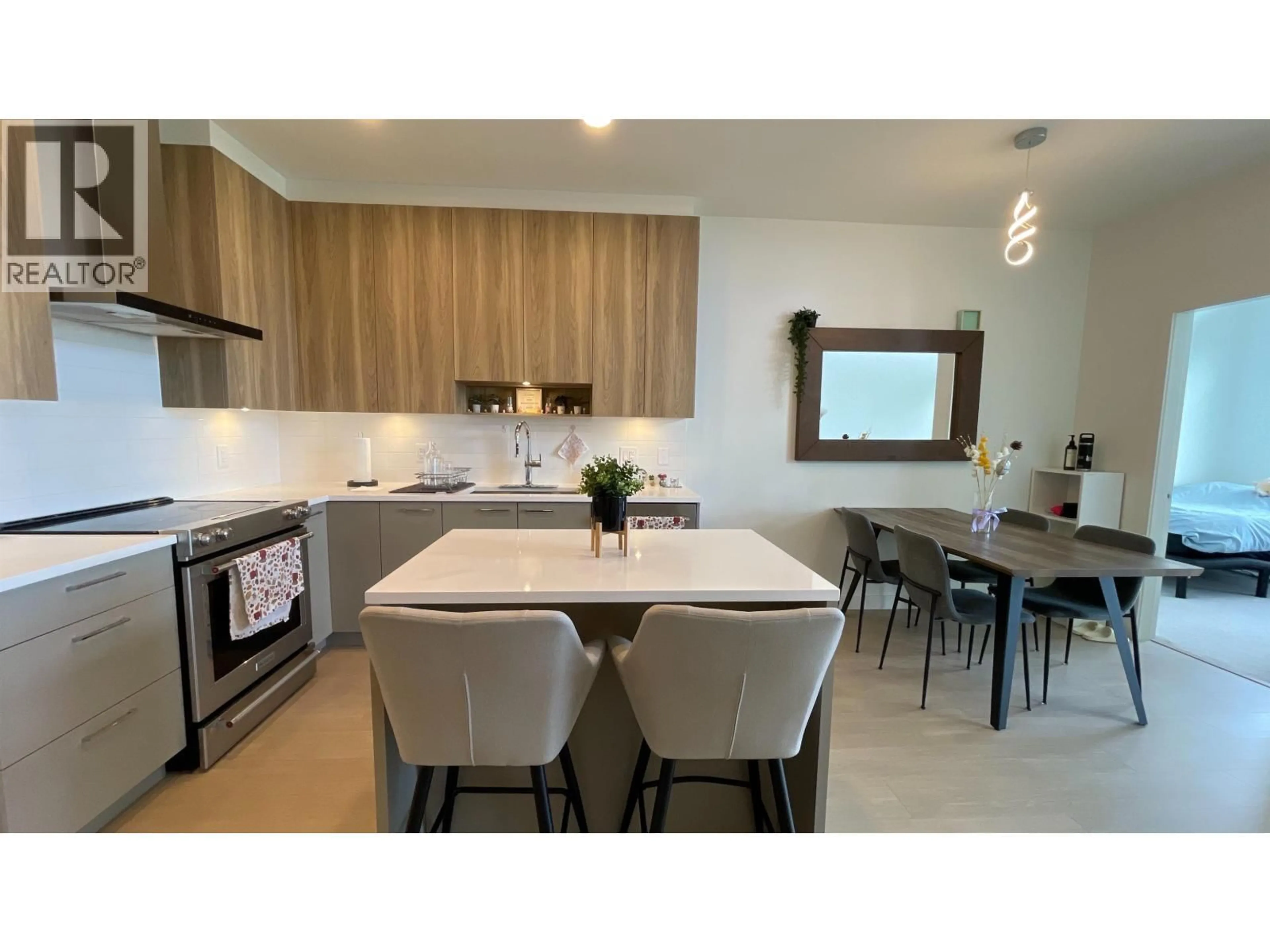 Open concept kitchen, unknown for 614 - 7599 15TH STREET, Burnaby British Columbia V3N0H9