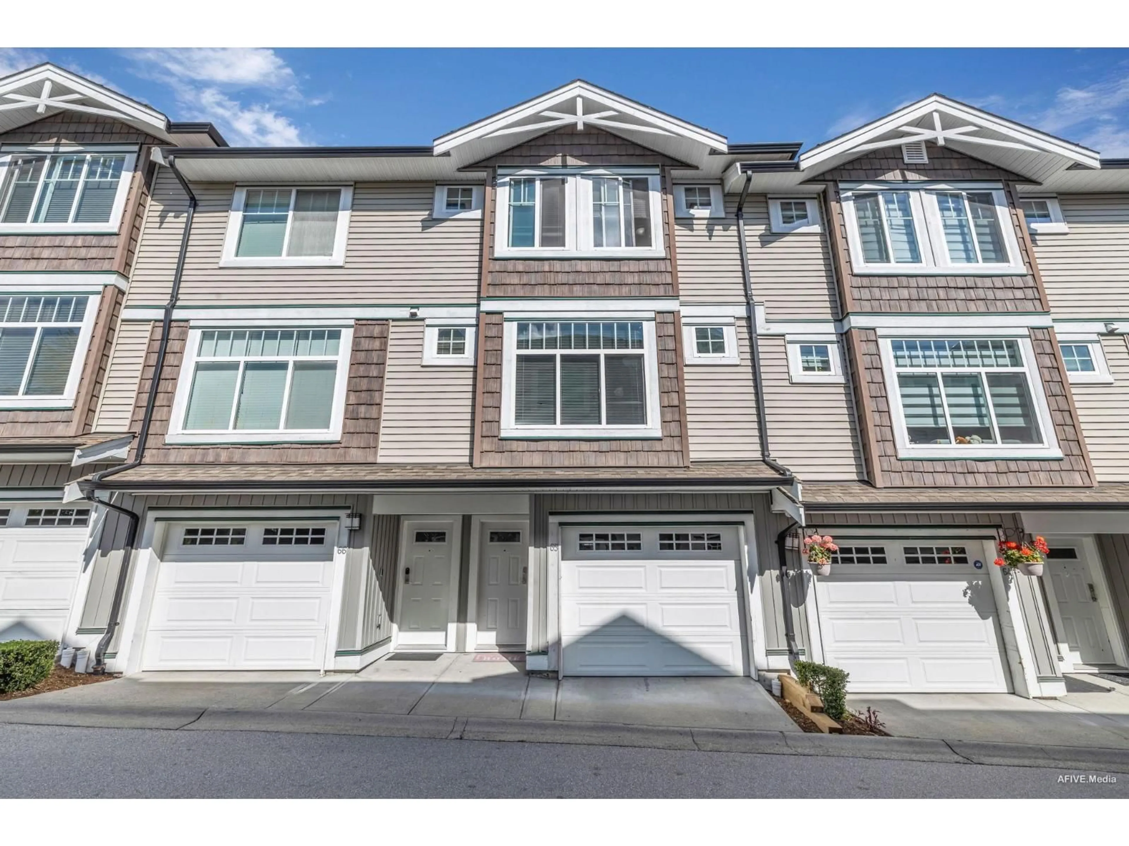 Home with vinyl exterior material, street for 65 - 14356 63A, Surrey British Columbia V3X1A2