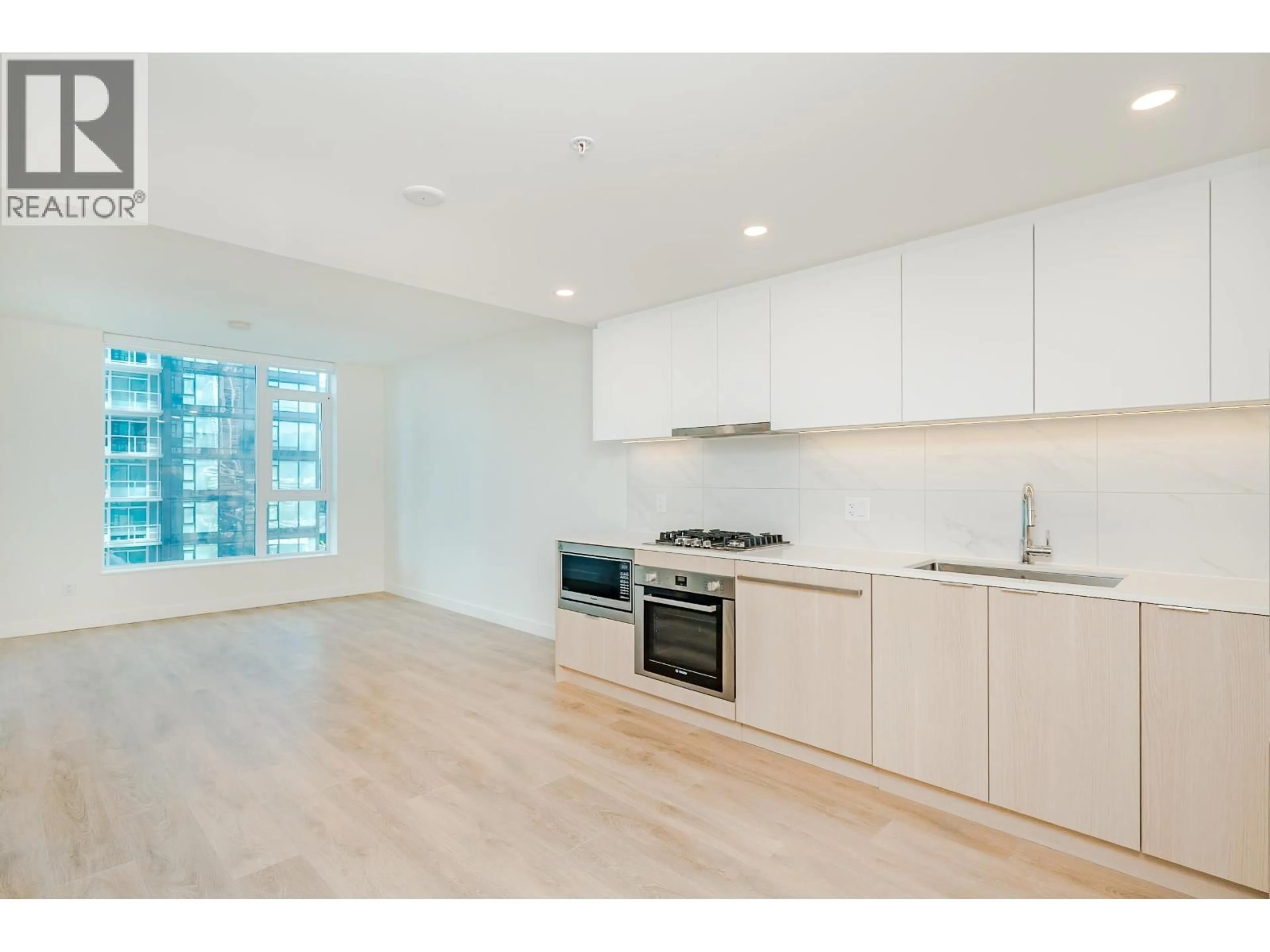 Standard kitchen, unknown for 1005 - 318 ALDERSON AVENUE, Coquitlam British Columbia V3K0J1
