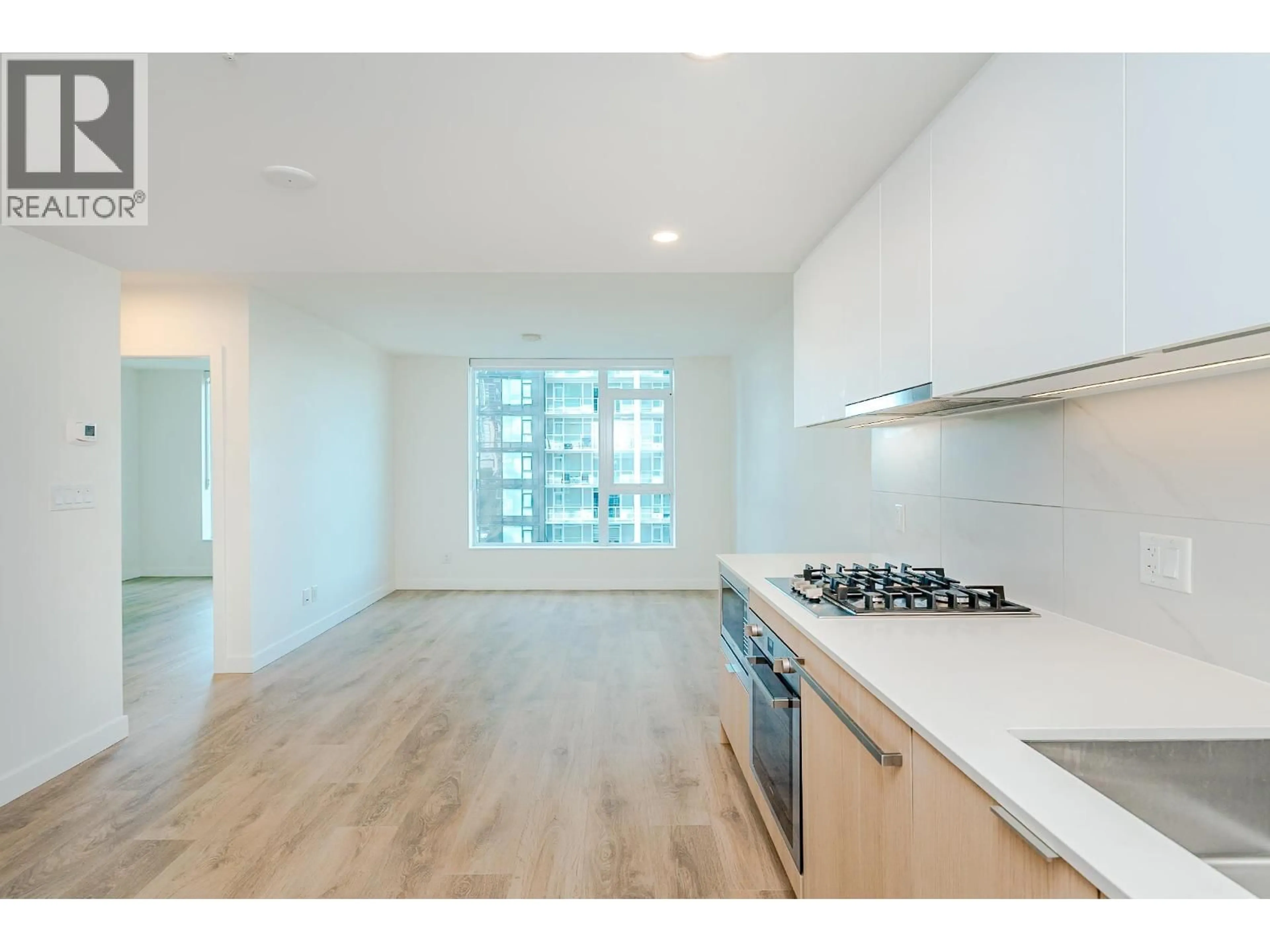 Standard kitchen, unknown for 1005 - 318 ALDERSON AVENUE, Coquitlam British Columbia V3K0J1