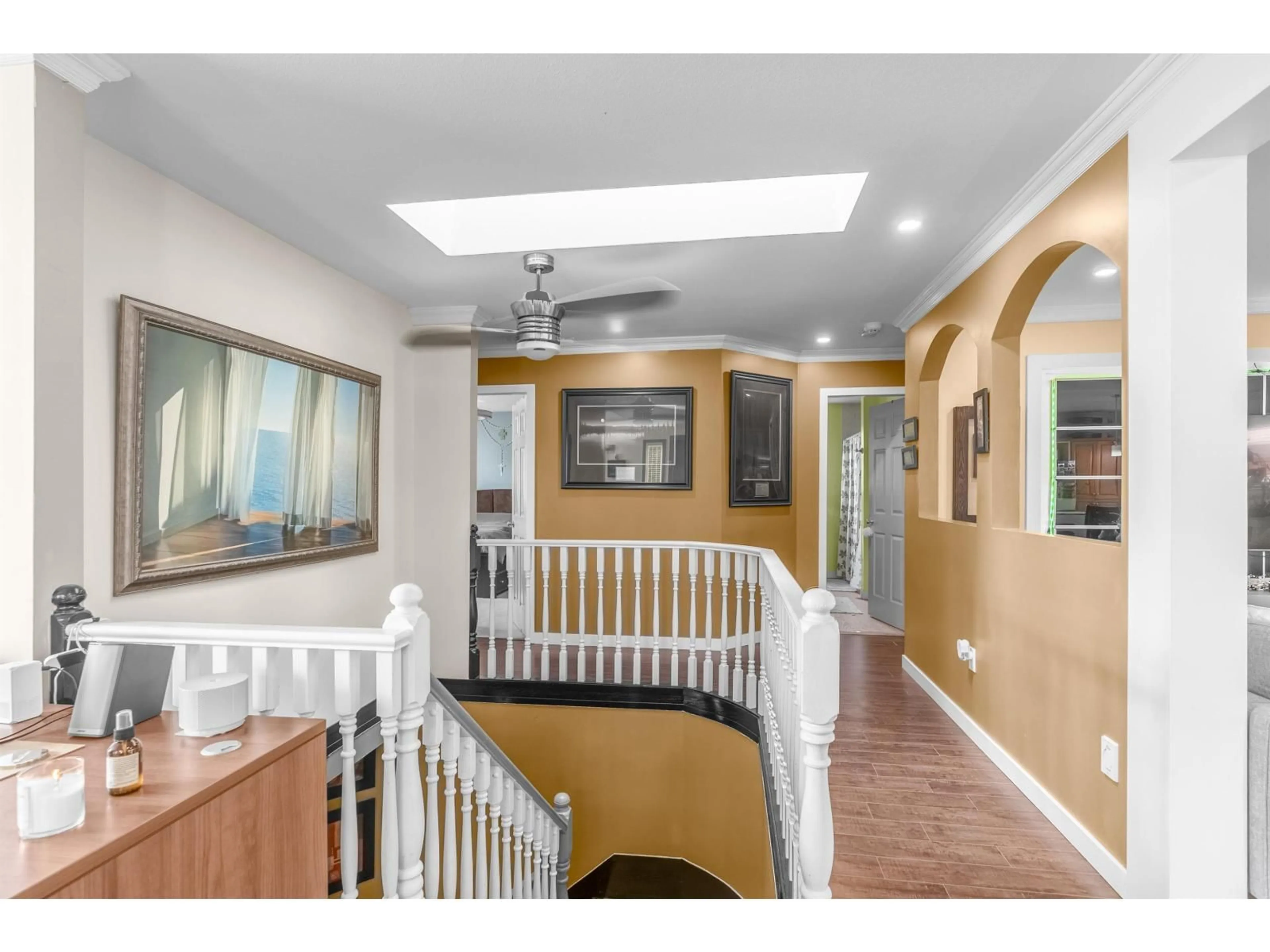 Indoor foyer for 14075 110A, Surrey British Columbia V3R2B2