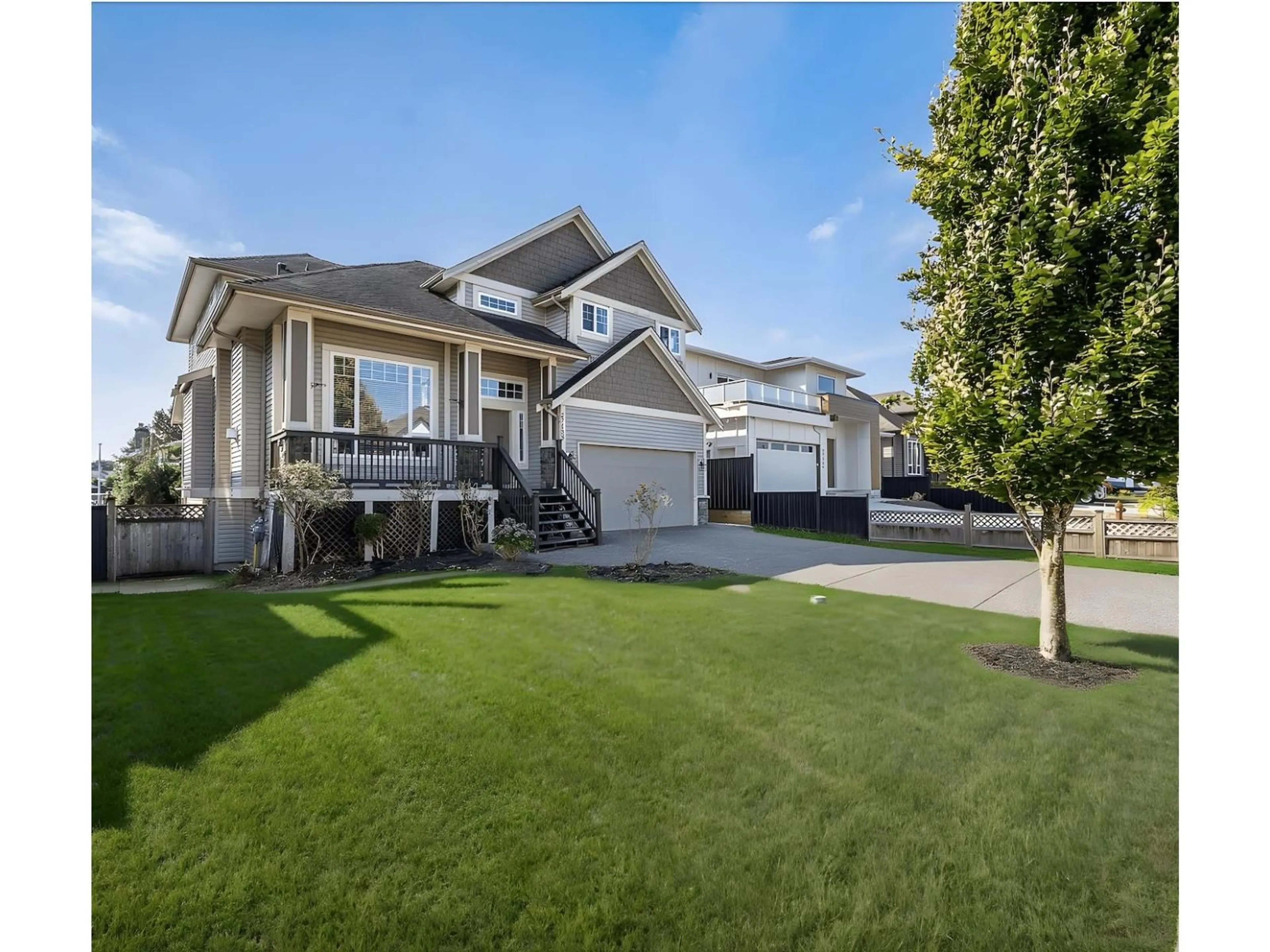 Home with vinyl exterior material, street for 27158 35, Langley British Columbia V4W0A5