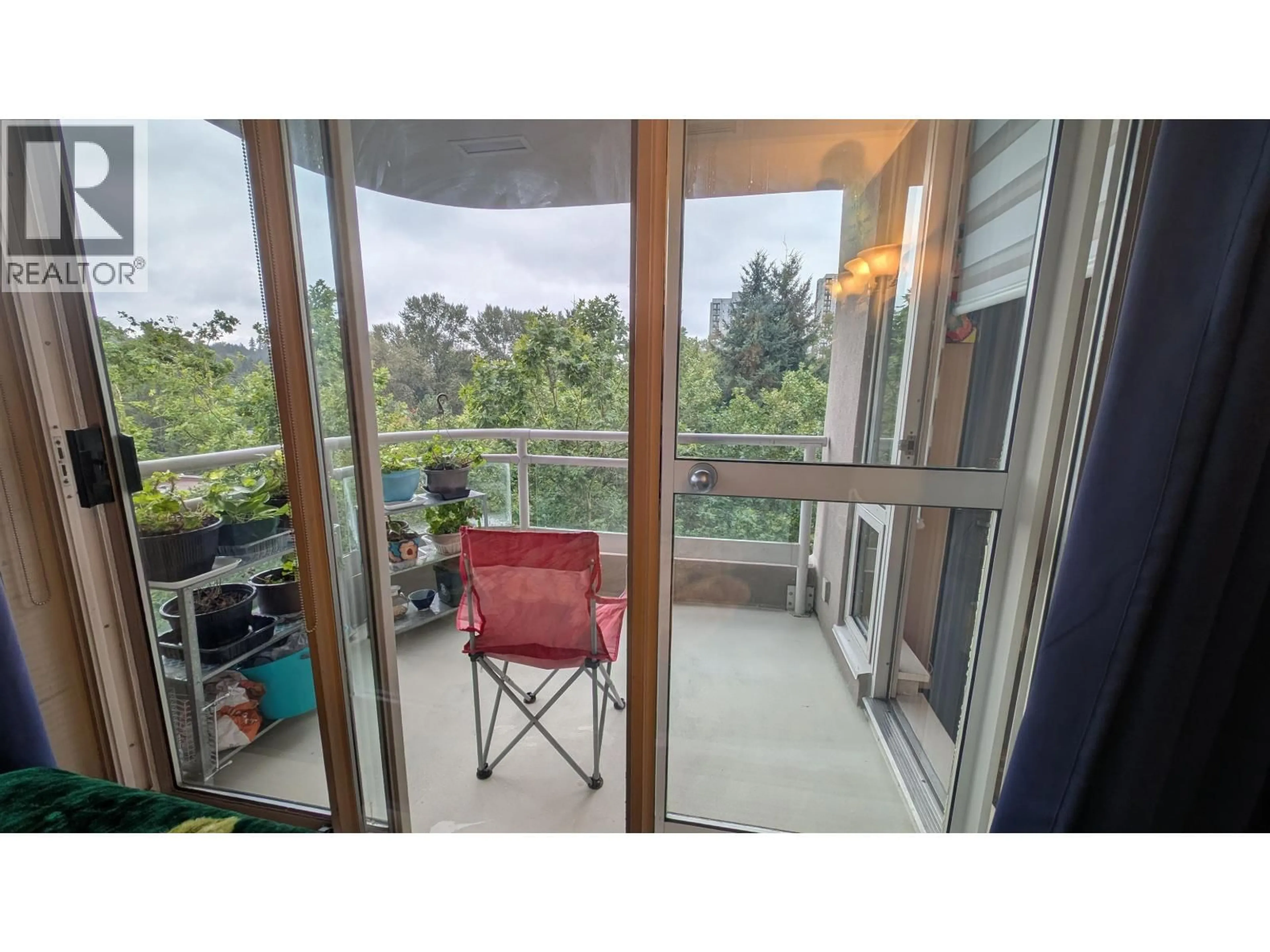 Balcony in the apartment, forest/trees view for 607 - 9623 MANCHESTER DRIVE, Burnaby British Columbia V3N4Y8