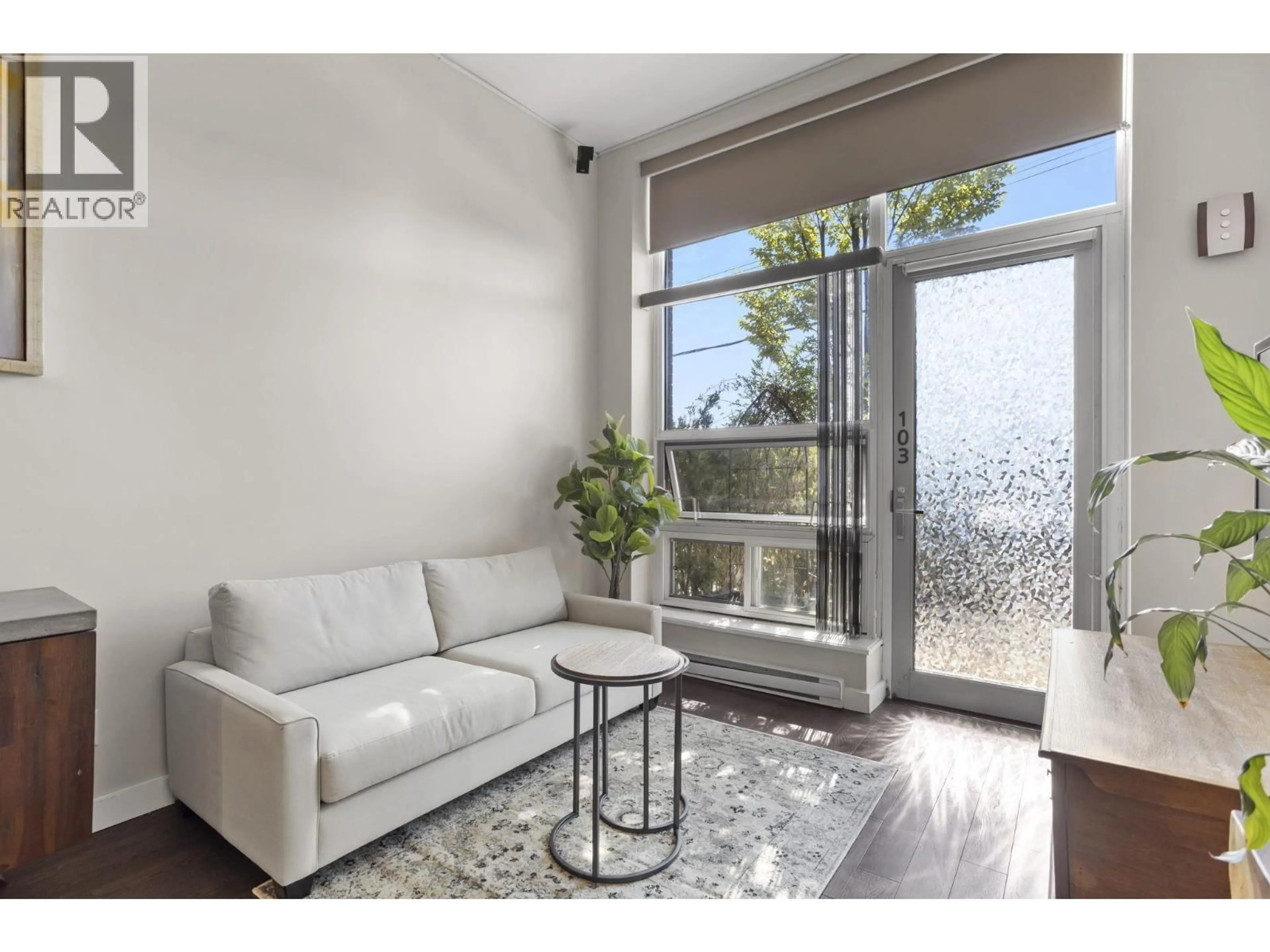 Living room with furniture, unknown for 103 - 1182 16TH STREET, North Vancouver British Columbia V7P0B3
