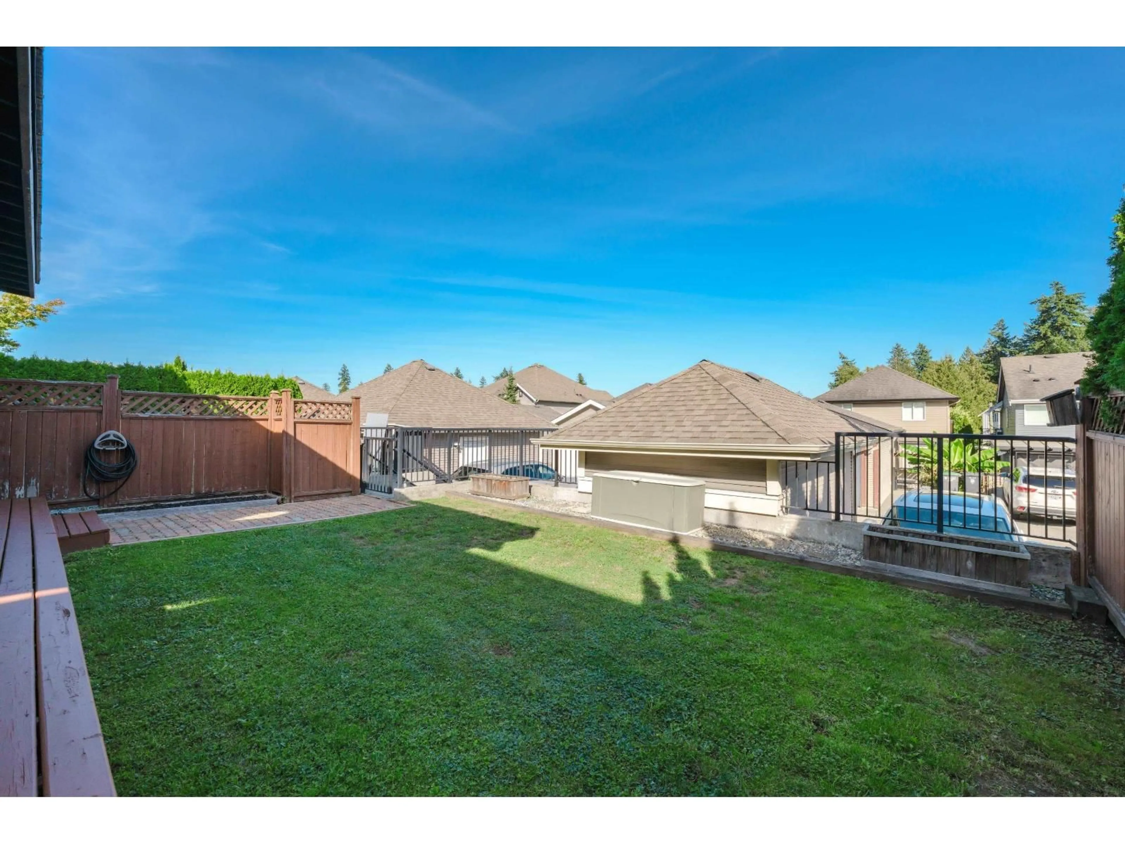 A pic from outside/outdoor area/front of a property/back of a property/a pic from drone, unknown for 6864 208, Langley British Columbia V2Y0G2