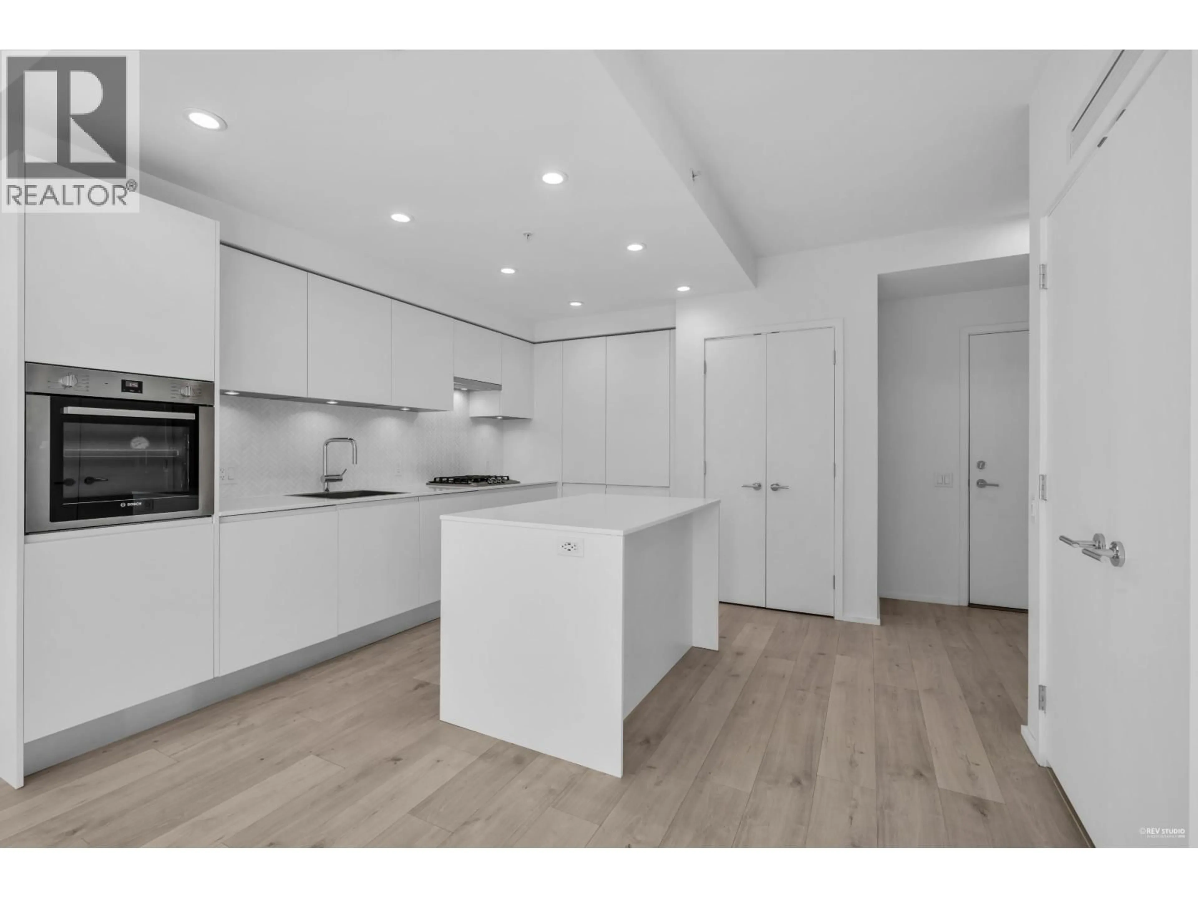 Open concept kitchen, unknown for 804 - 3833 EVERGREEN PLACE, Burnaby British Columbia V3J0M2