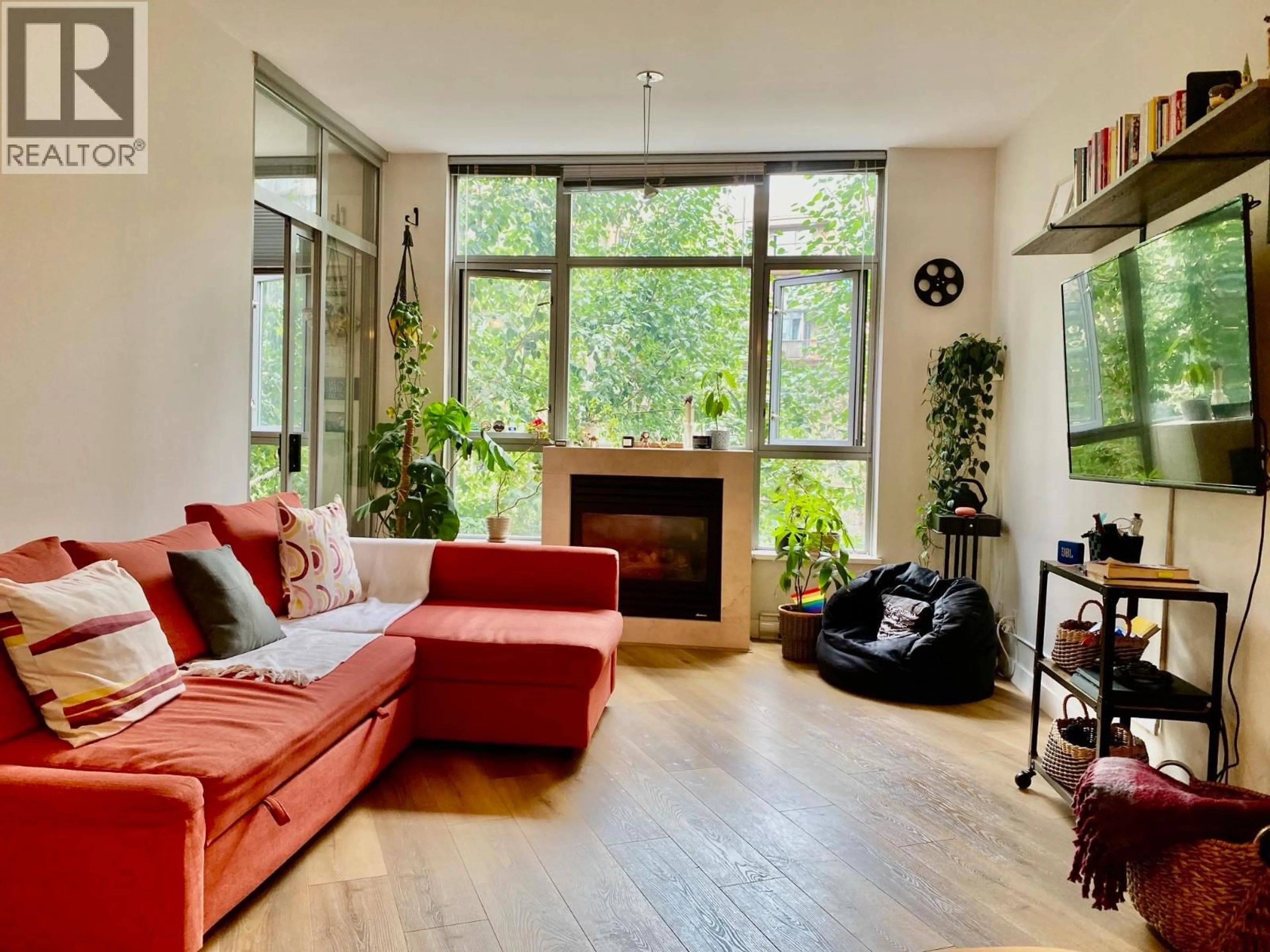 Living room with furniture, unknown for 1104 - 1050 SMITHE STREET, Vancouver British Columbia V6E4T4