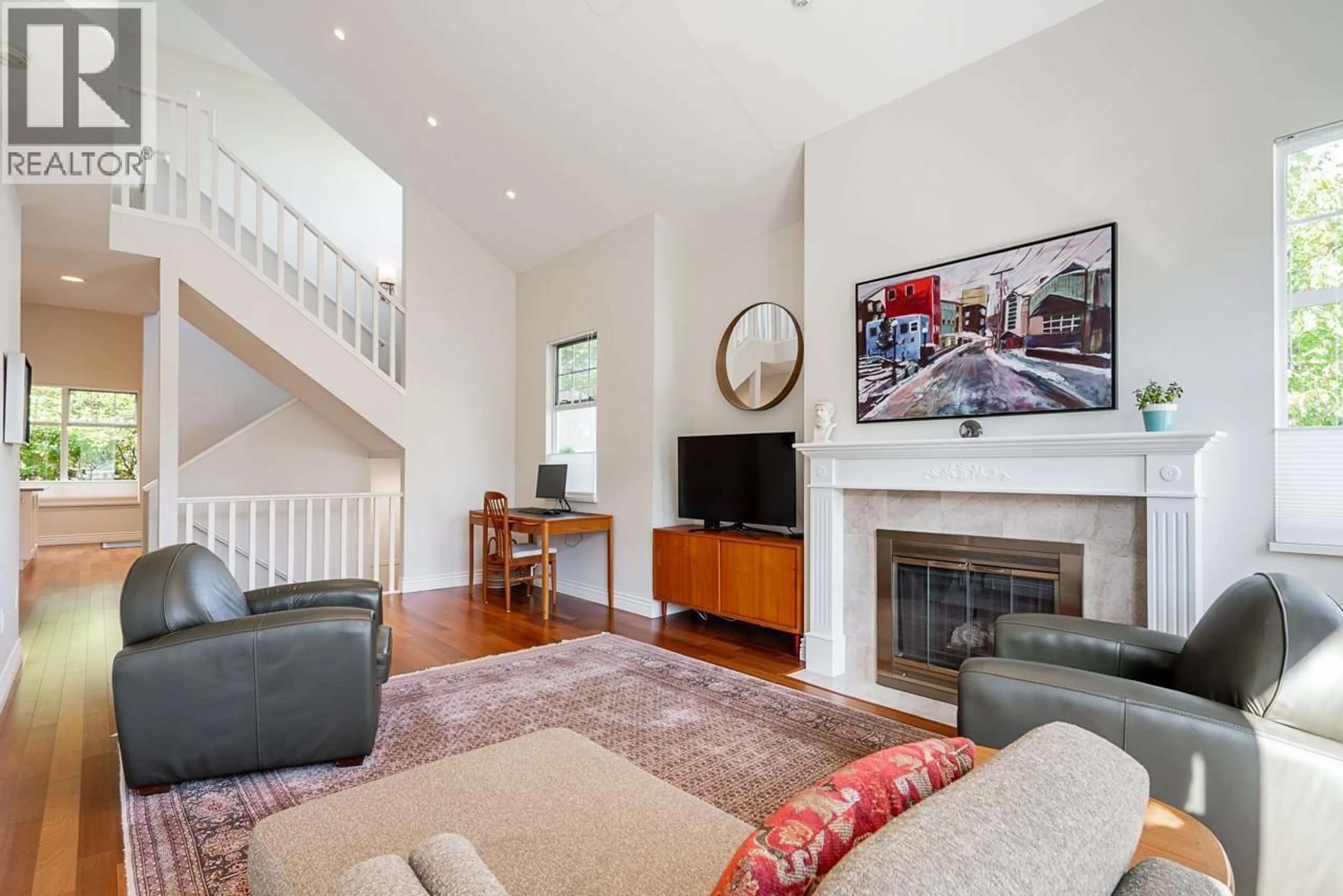 Living room with furniture, unknown for 45 - 5221 OAKMOUNT CRESCENT, Burnaby British Columbia V5H4R4