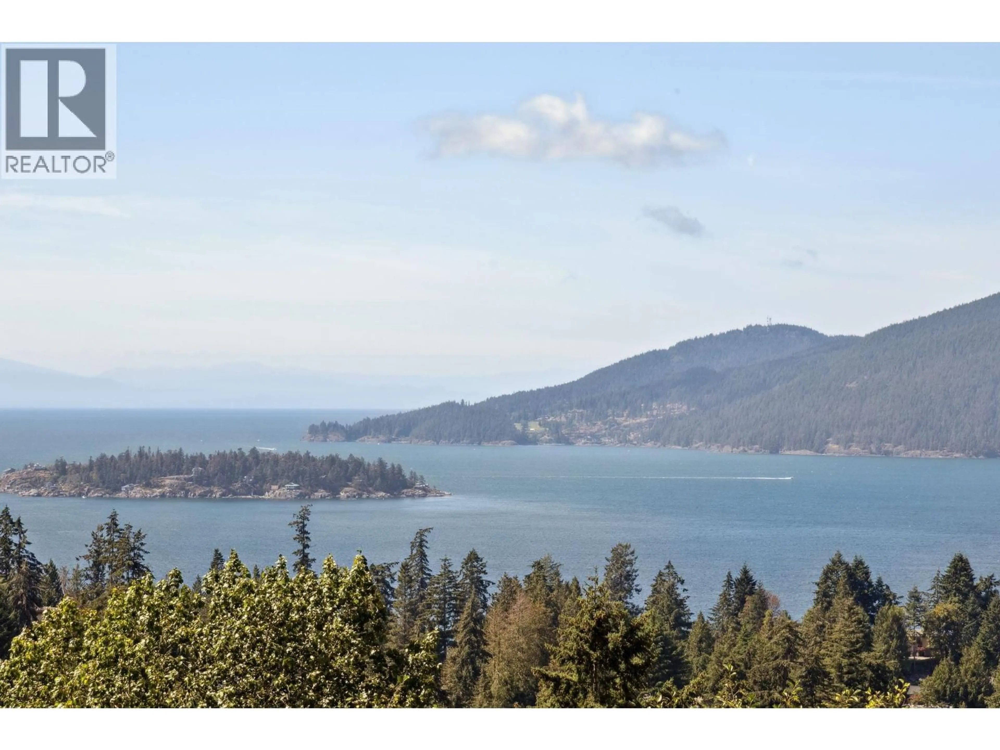 Blurry image for 5307 ASPEN DRIVE, West Vancouver British Columbia V7W3C8