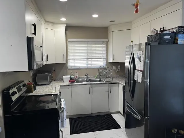 13202 67 AVENUE, Surrey 3