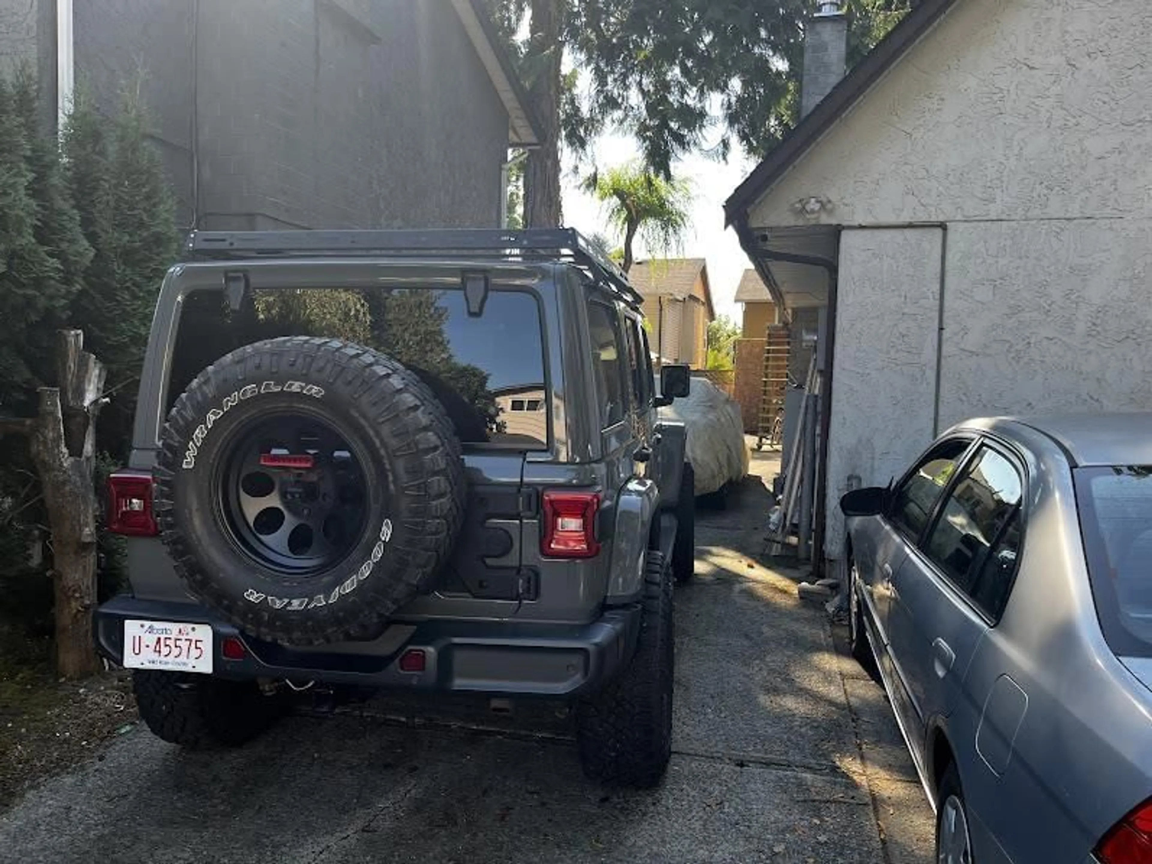 Unknown for 13202 67, Surrey British Columbia V3W7J2