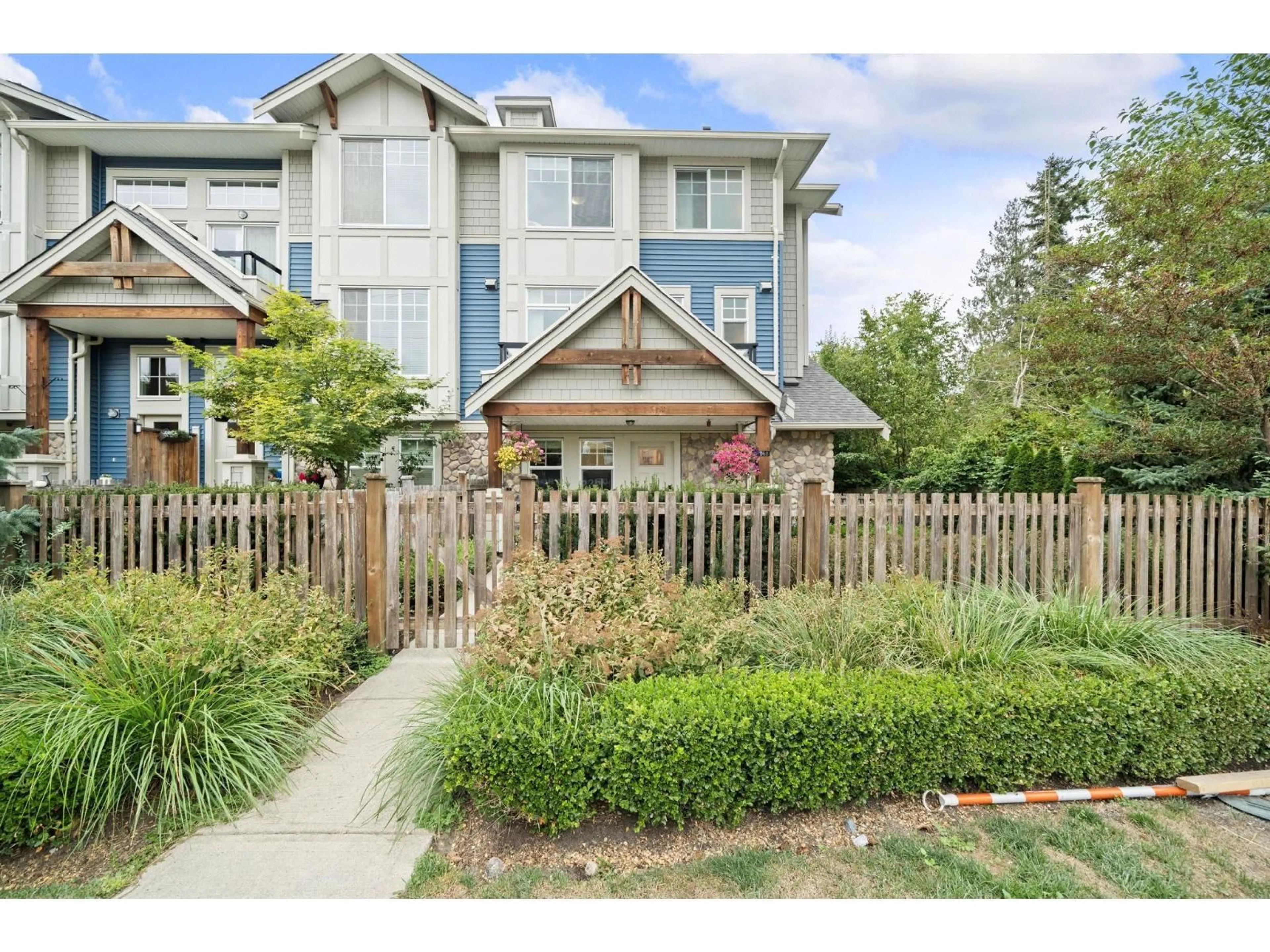 Patio, street for 148 - 20498 82, Langley British Columbia V2Y0V1