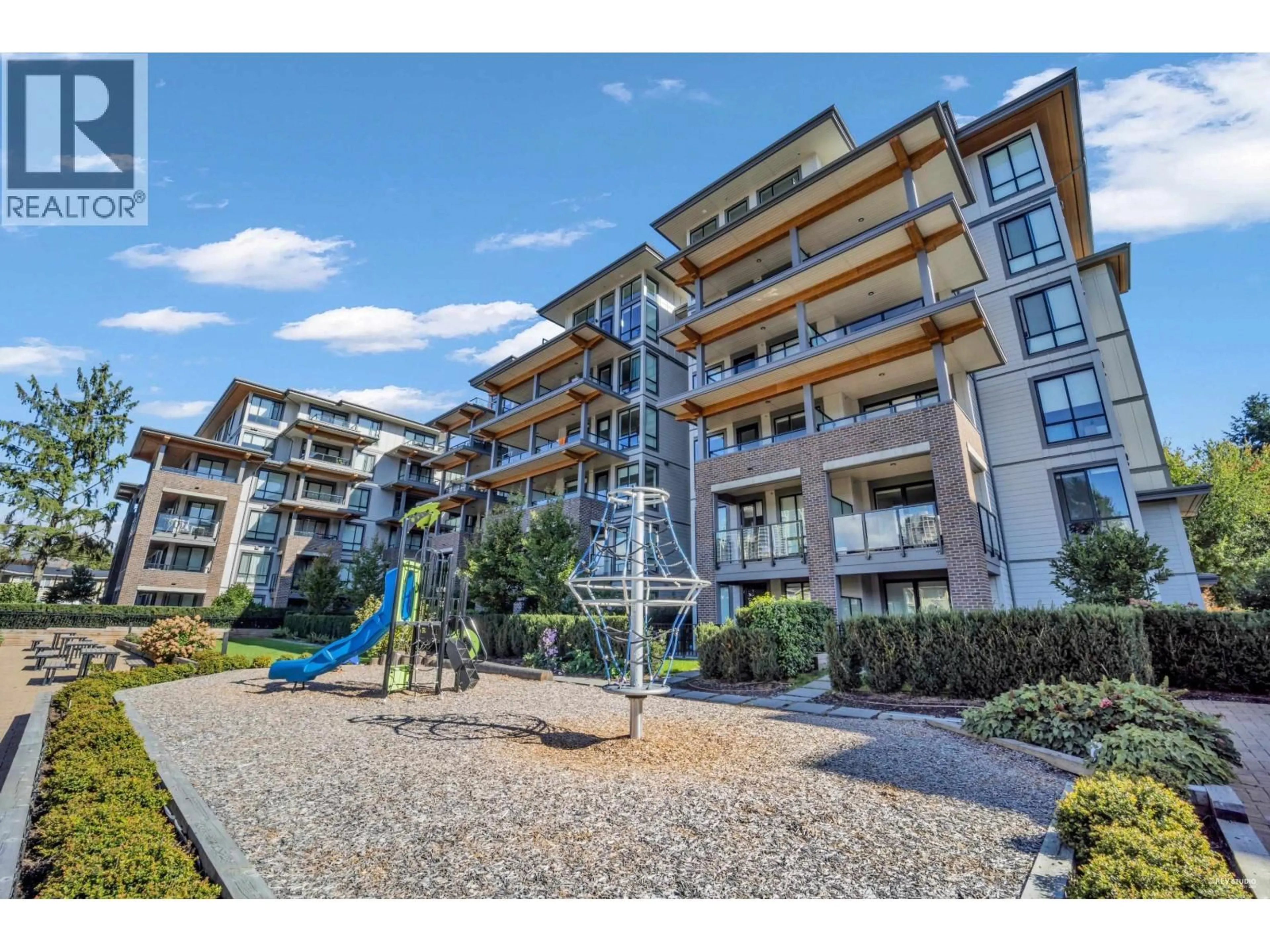 Unknown for 319 - 7599 15TH STREET, Burnaby British Columbia V3N0H9