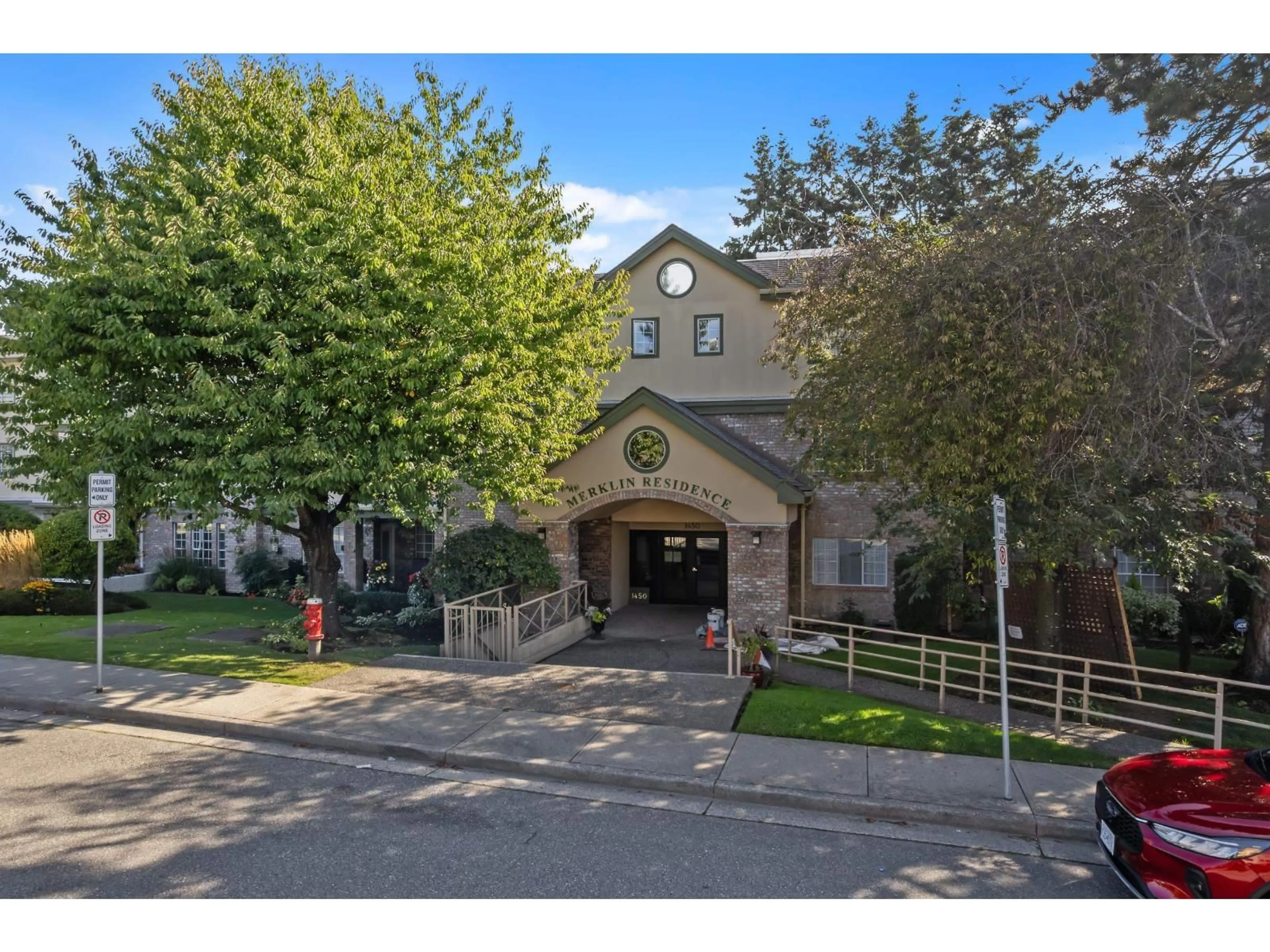Unknown for 103 - 1450 MERKLIN, White Rock British Columbia V4B4C3
