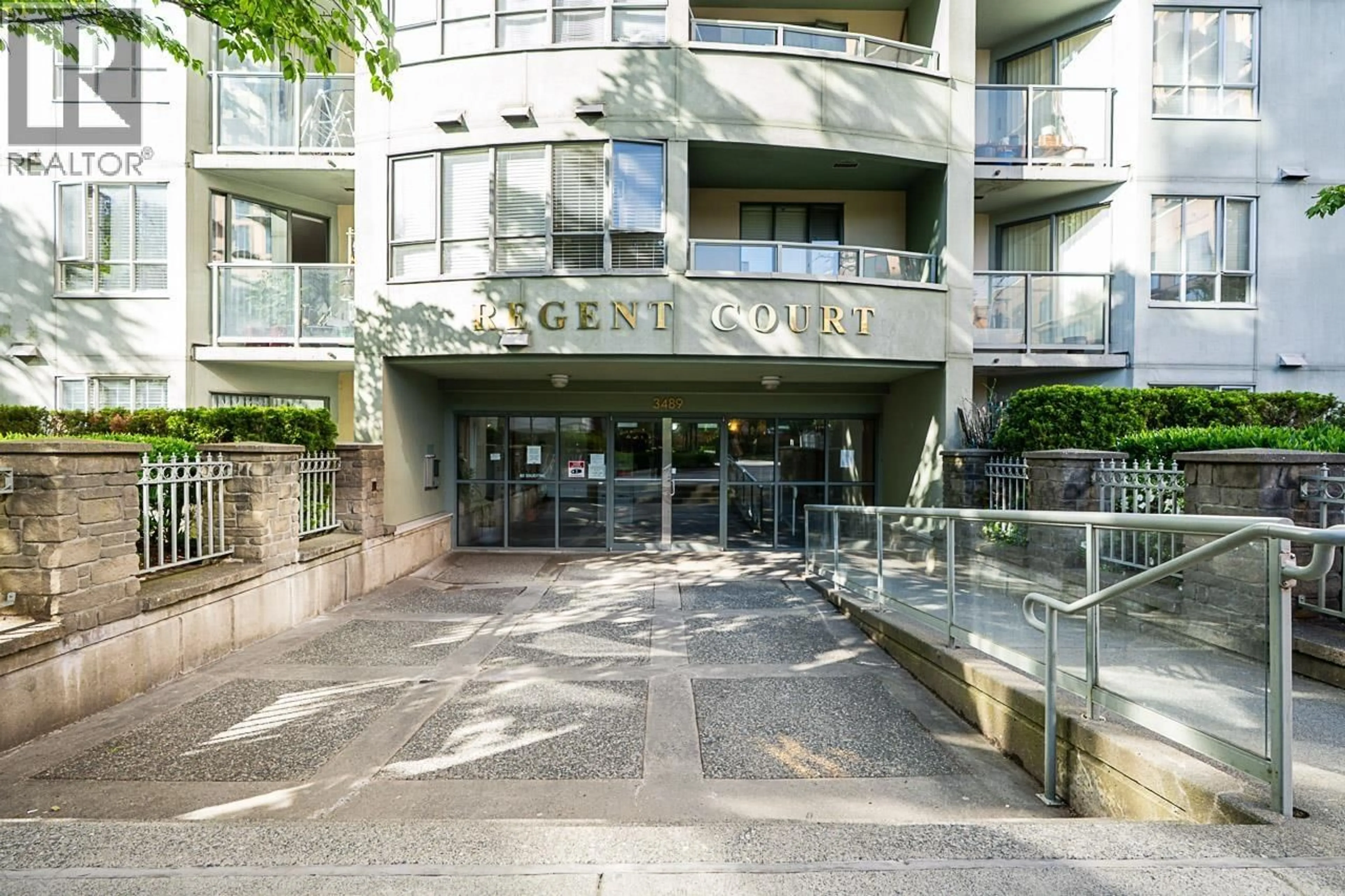 Lobby for 3489 ASCOT PLACE, Vancouver British Columbia V5R6B6