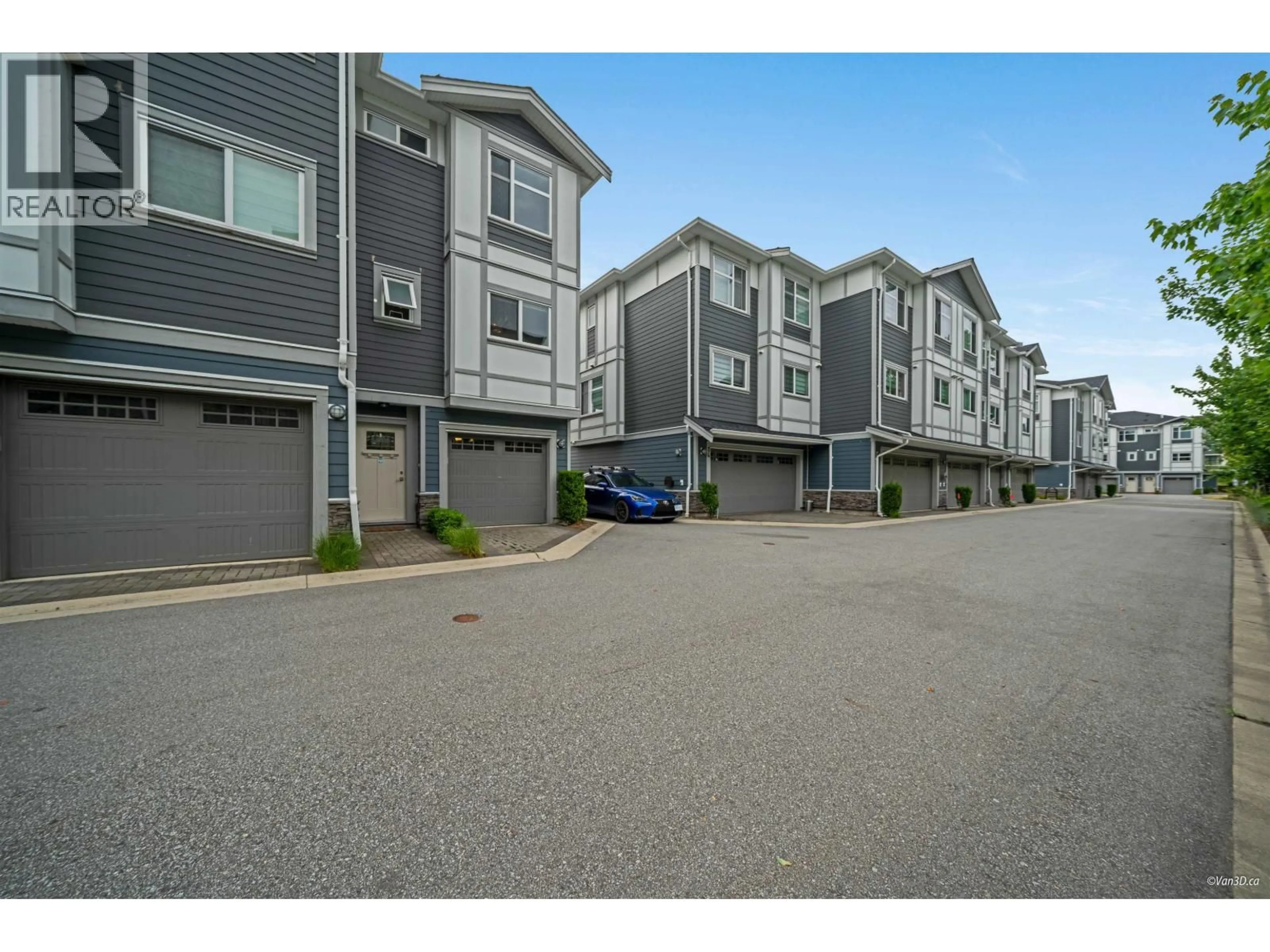 A pic from outside/outdoor area/front of a property/back of a property/a pic from drone, street for 15 - 9560 ALEXANDRA ROAD, Richmond British Columbia V6X1C5