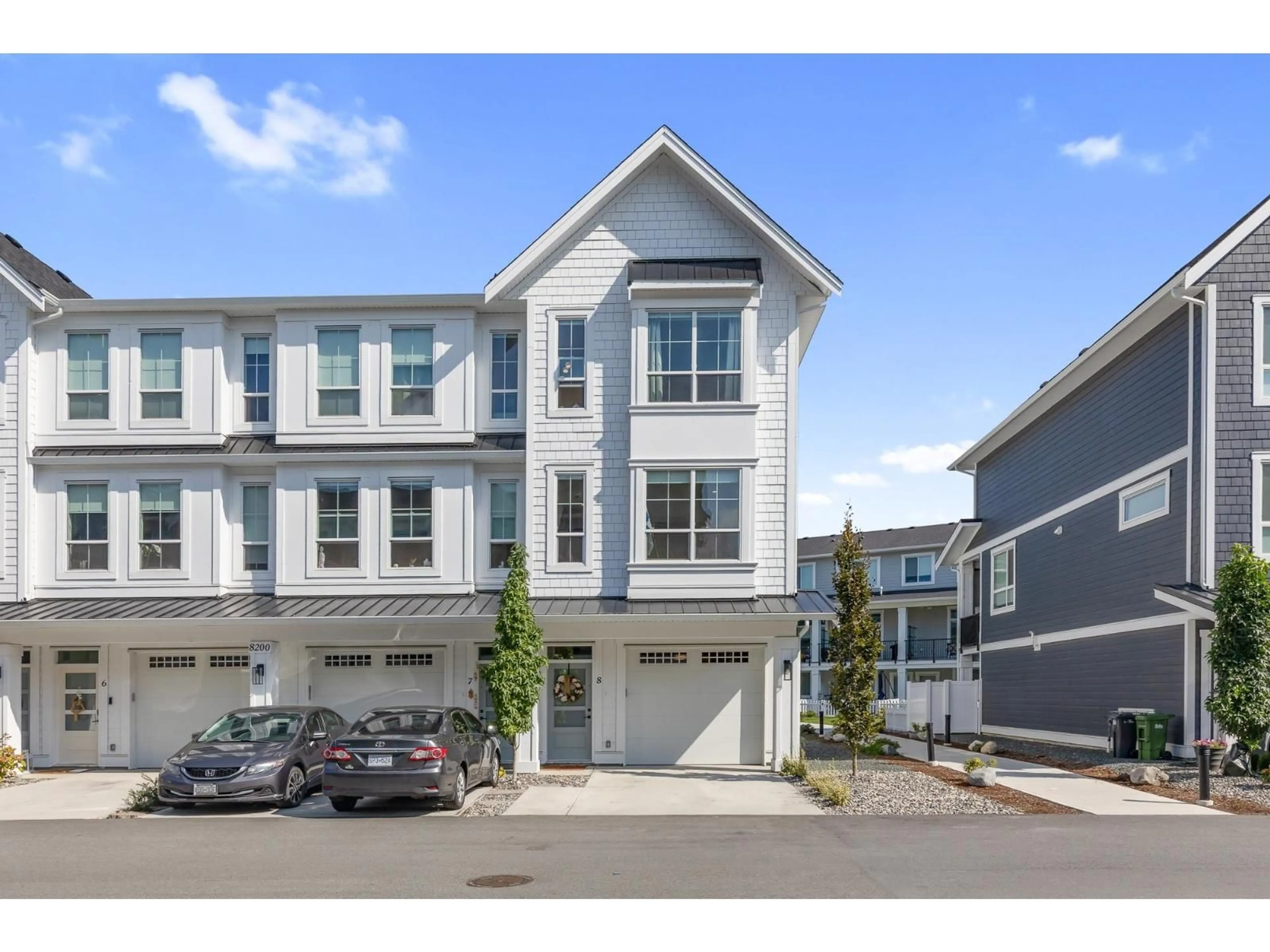 Home with vinyl exterior material, street for 8 - 8200 FOXFERN ROAD, Chilliwack British Columbia V2R0R1